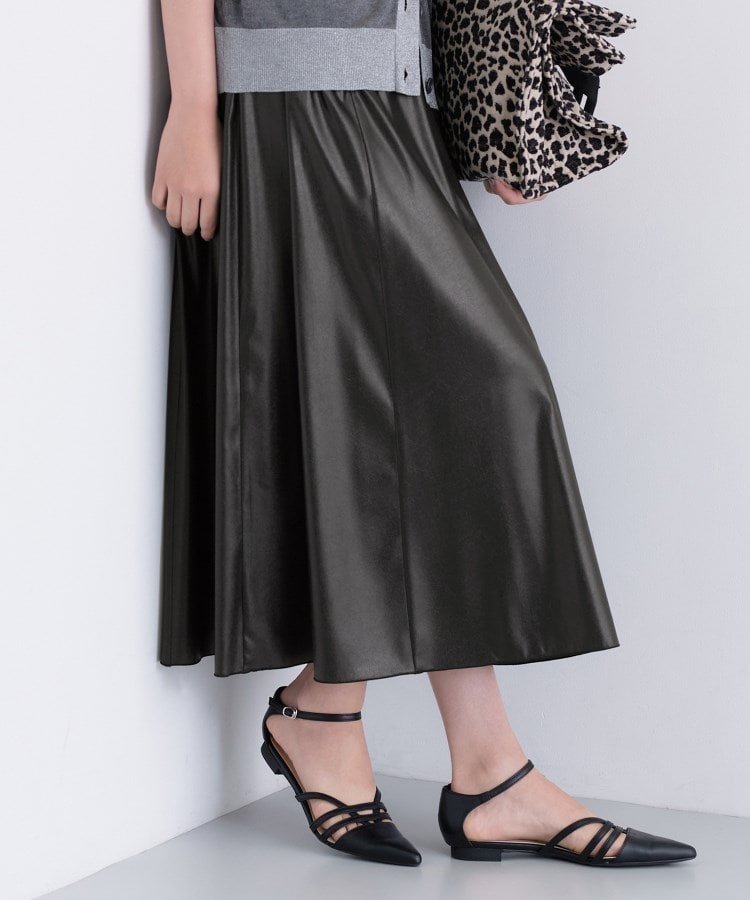 【インディヴィ/INDIVI】のレザー調ギャザースカート 人気、トレンドファッション・服の通販 founy(ファニー) 　ファッション　Fashion　レディースファッション　Fashion for Women　スカート　Skirts　ギャザー　Gathered, Ruffled　サテン　Satin, Glossy Fabric　シンプル　Simple, Minimal　ストレッチ　Stretch, Stretchy Fabric　トレンド　Trend, Trending Now　フレア　Flare, Flared　ポケット　Pocket, Pocket Detail　リアル　Real, Realistic　 other-1|ID: prp329100004627878 ipo3291000000033264719