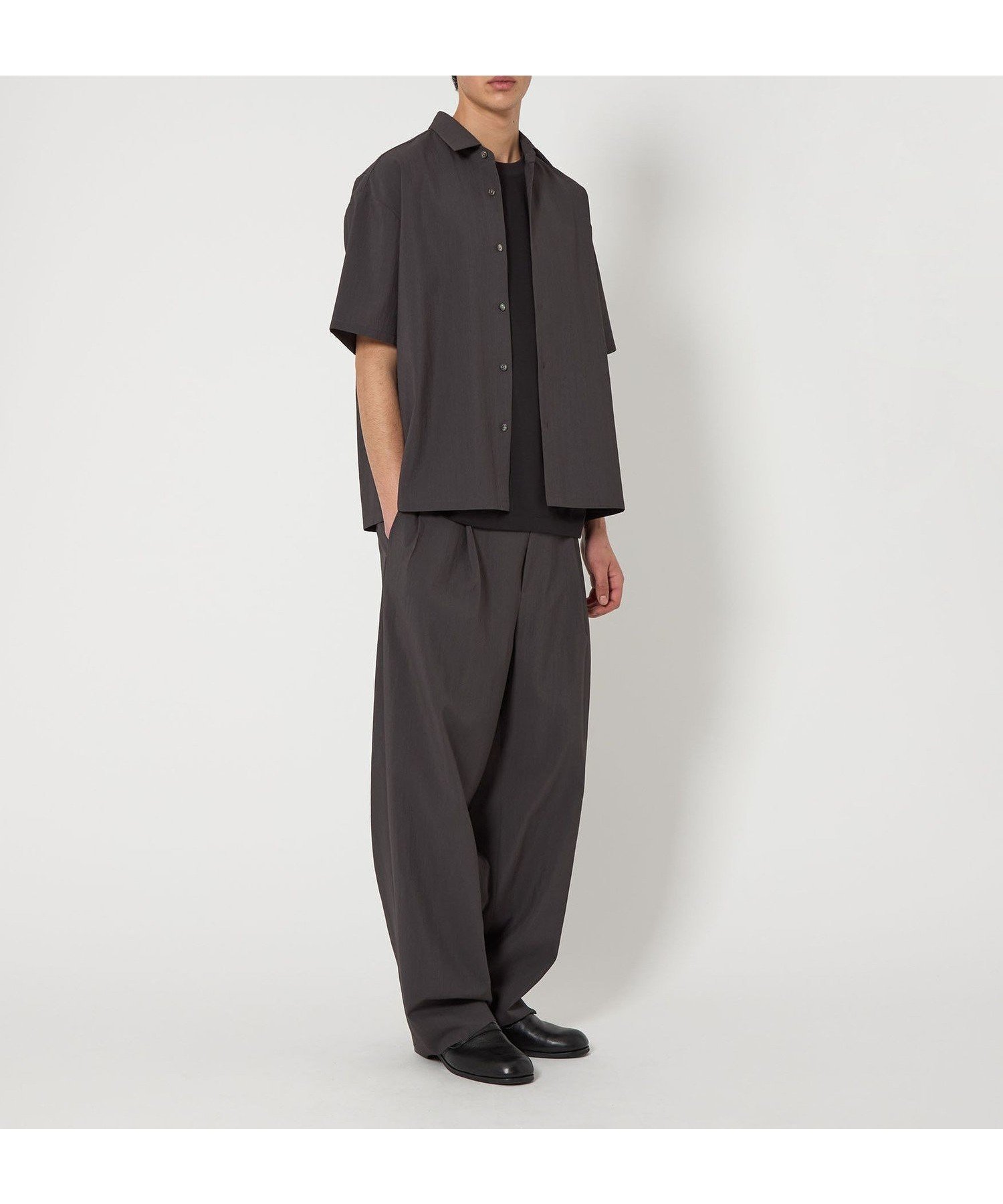 【ビューティ&ユース ユナイテッドアローズ/BEAUTY&YOUTH / UNITED ARROWS / MEN】のRENU TROシリーズ クロップド ショートスリーブ シャツ -セットアップ対応- インテリア・キッズ・メンズ・レディースファッション・服の通販 founy(ファニー) 　ファッション　Fashion　メンズファッション　Fashion for Men　セットアップ　Matching Sets　春　Spring　カーゴパンツ　Cargo Pants, Utility Pants　クロップド　Cropped, Short Length　ショーツ　Shorts, Short Pants　ショート　Short, Short Length　スリーブ　Sleeve, Long Sleeve / Short Sleeve　セットアップ　Set-Up, Coordinated Outfit　ワイド　Wide, Wide Fit　S/S・春夏　SS, Spring/Summer, Warm Season　夏　Summer　DK.GRAY|ID: prp329100004628014 ipo3291000000033484954