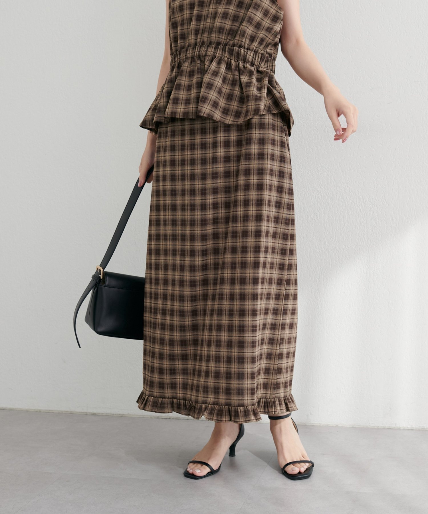 【ナチュラルクチュール/natural couture】の【WEB限定】裾フリルチェック柄スカート インテリア・キッズ・メンズ・レディースファッション・服の通販 founy(ファニー) 　ファッション　Fashion　レディースファッション　Fashion for Women　スカート　Skirts　2025年　2025　2025-2026秋冬・A/W　Autumn/Winter 2025–26 AW25–26　おすすめ　Recommended / Our Picks　カットソー　Cut and Sewn Top　クラシカル　Classical, Vintage-Inspired　サンダル　Sandals, Summer Shoes　スニーカー　Sneakers, Trainers　チェック　Check, Plaid, Tartan　フェミニン　Feminine, Girly　フリル　Frill, Ruffle　ロング　Long, Long-Length　エレガント 上品　Elegant　その他3|ID: prp329100004628113 ipo3291000000033268650