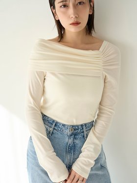 【フレイ アイディー/FRAY I.D】 2wayアシメオフショルフライスカットソー人気、トレンドファッション・服の通販 founy(ファニー) 雑誌掲載アイテム Magazine Picks & Fashion Features ファッション雑誌 Fashion Magazines ビジンヒャッカ 美人百花 キャンキャン CanCam クラッシィ CLASSY. ファッション Fashion レディースファッション Fashion for Women トップス・カットソー Cut & Sew Tops カットソー・ベーシックTシャツ Cut-and-Sewn Tops / Stretch Tees & Basics 2月号 February Issue, Feb. Edition 3月号 March Issue 4月号 April Issue アシンメトリー Asymmetrical Style エレガント 上品 Elegant カットソー Cut and Sewn Top ギャザー Gathered, Ruffled ショルダー Shoulder, Shoulder Strap ジャケット Jacket, Outerwear ストレッチ Stretch, Stretchy Fabric モノトーン Monotone, Black and White ワンショル One Shoulder, Asymmetrical 雑誌 Magazine, Fashion Magazine |ID:prp329100004628128