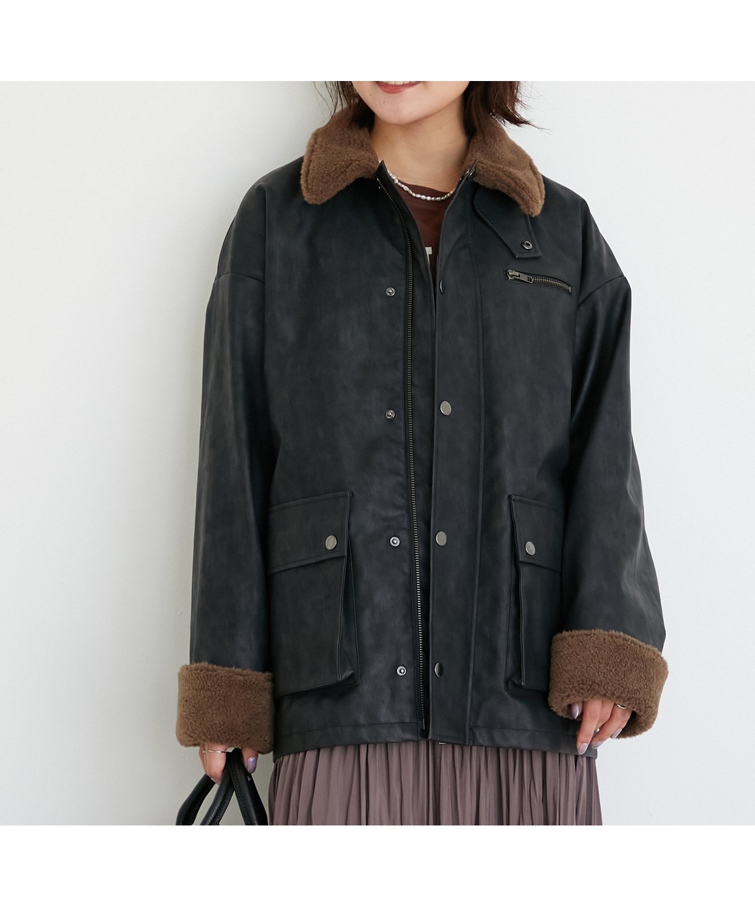 【ルクールブラン/le.coeur blanc】の《WEB限定アイテム》ヴィンテージライクボアカラーブルゾン インテリア・キッズ・メンズ・レディースファッション・服の通販 founy(ファニー) 　ファッション　Fashion　レディースファッション　Fashion for Women　アウター　Coat / Outerwear Collection　ブルゾンジャケット・スポーティアウター　Blouson Jackets　おすすめ　Recommended / Our Picks　クール　Cool, Chic　ジャケット　Jacket, Outerwear　トレンド　Trend, Trending Now　バランス　Balance, Style Balance　フェイクレザー　Faux Leather, PU Leather　ブルゾン　Blouson, Bomber Jacket　ボトム　Bottoms, Lower Wear　ミックス　Mix, Mixed Style　ヴィンテージ　Vintage Style　冬　Winter / This Winter　ブラック|ID: prp329100004628214 ipo3291000000033270789