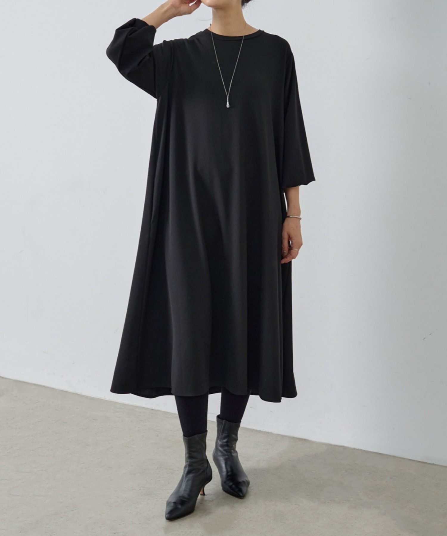 【ビアズリー/BEARDSLEY】のTワンピース インテリア・キッズ・メンズ・レディースファッション・服の通販 founy(ファニー) 　ファッション　Fashion　レディースファッション　Fashion for Women　ワンピース　Dresses　ストレッチ　Stretch, Stretchy Fabric　ドレープ　Drape, Draping Fabric　ポケット　Pocket, Pocket Detail　再入荷　Restock / Back in Stock　エレガント 上品　Elegant　ブラック|ID: prp329100004628317 ipo3291000000034561889