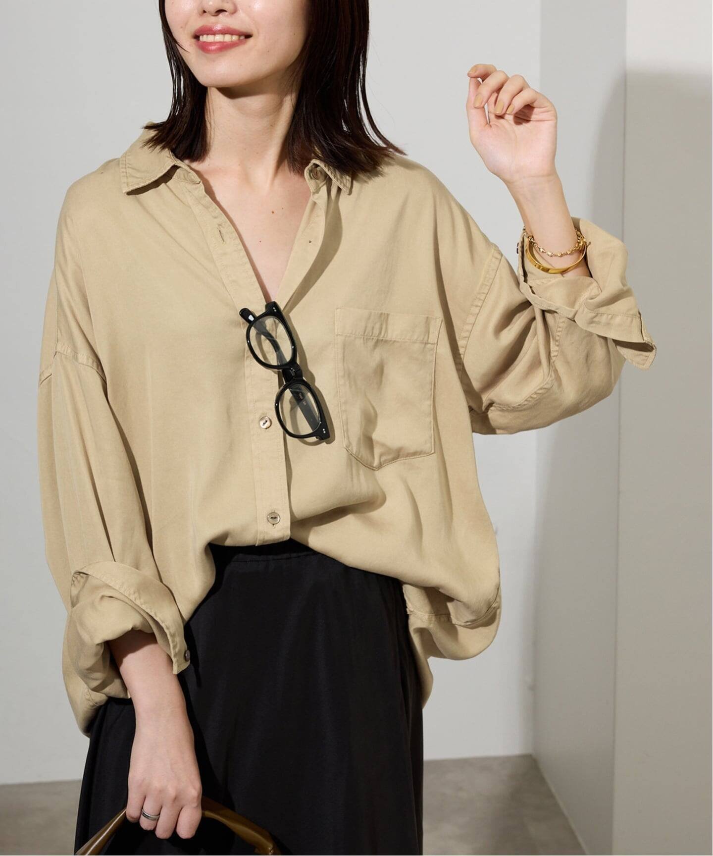【スローブ イエナ/SLOBE IENA】の《セットアップ対応可》製品染めシャツ インテリア・キッズ・メンズ・レディースファッション・服の通販 founy(ファニー) 　ファッション　Fashion　レディースファッション　Fashion for Women　トップス・カットソー　Cut & Sew Tops　シャツ・ブラウス・オフィスカジュアル　Elegant Blouses & Button-Ups　2025年　2025　2025-2026秋冬・A/W　Autumn/Winter 2025–26 AW25–26　とろみ　Fluid, Flowy Fabric　シンプル　Simple, Minimal　セットアップ　Set-Up, Coordinated Outfit　バランス　Balance, Style Balance　ベーシック　Basic, Essential　エレガント 上品　Elegant　A/W・秋冬　Autumn/Winter　ベージュ|ID: prp329100004628330 ipo3291000000033895067