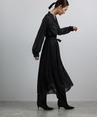 【ロペ/ROPE'】の【洗える】ロングスリーブワンピース(ジャガード/リーフプリント)【WEB・一部店舗限定】 人気、トレンドファッション・服の通販 founy(ファニー) ファッション Fashion レディースファッション Fashion for Women ワンピース Dresses インナー Innerwear 洗える Machine Washable 秋 Autumn キャミソール Camisole, Spaghetti Strap Top ギャザー Gathered, Ruffled シアー Sheer, See-Through シフォン Chiffon, Lightweight Fabric ジャカード／ジャガード Jacquard, Woven Pattern ジョーゼット Georgette, Semi-Sheer Fabric 長袖 Long Sleeve, Full Sleeve フィット Fit, Slim Fit プリント Print, Printed Pattern ポケット Pocket, Pocket Detail リボン Ribbon, Bow リーフ Leaf, Botanical Leaf おすすめ Recommended / Our Picks 夏 Summer ビジネス 仕事 通勤 Business / Work / Commuting thumbnail ブラック(01)|ID: prp329100004628348 ipo3291000000033413348