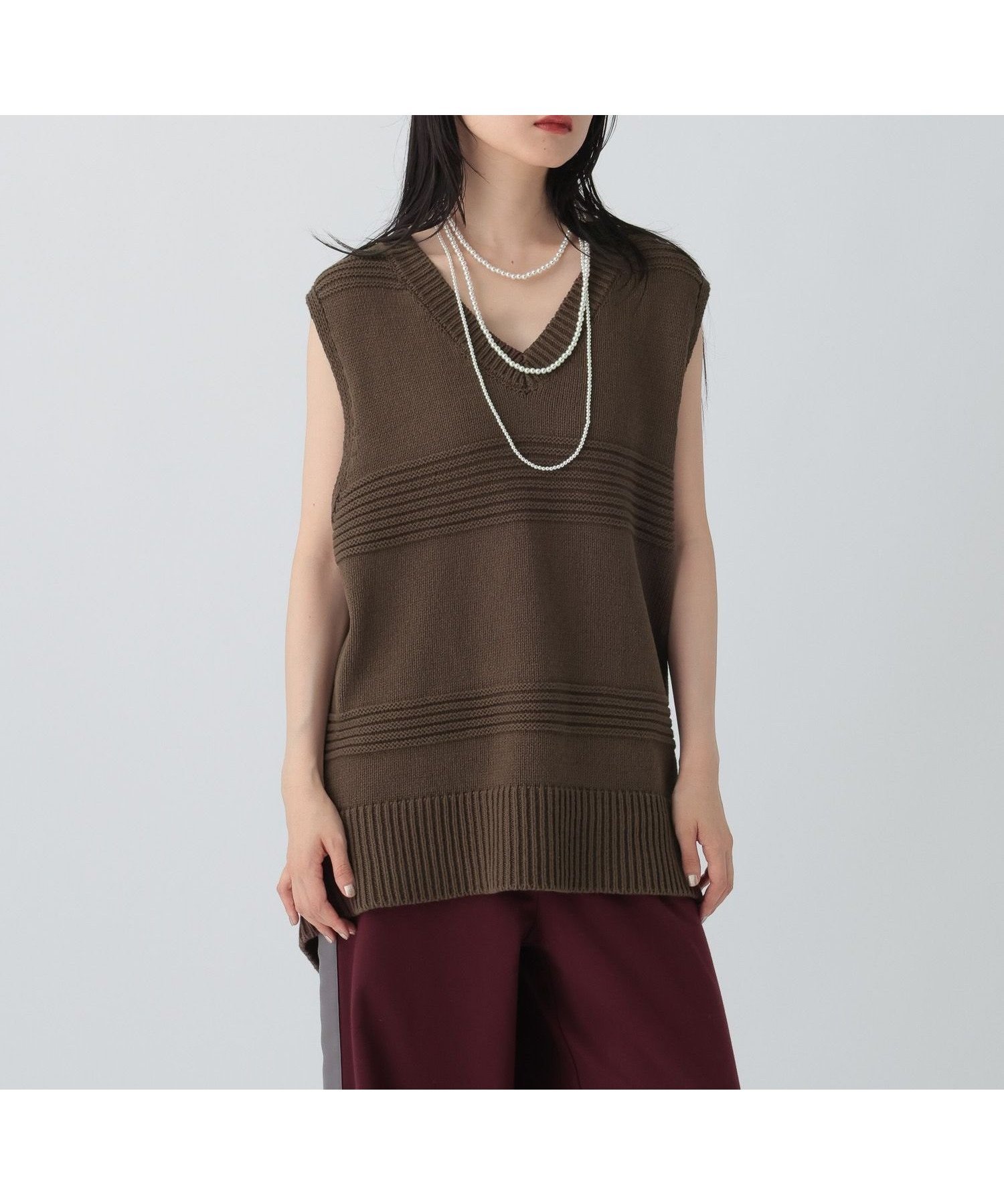 【レプシィム ローリーズファーム/LEPSIM LOWRYS FARM】の5ゲージベストチュニック 人気、トレンドファッション・服の通販 founy(ファニー) 　ファッション　Fashion　レディースファッション　Fashion for Women　アウター　Coat / Outerwear Collection　トップス・カットソー　Cut & Sew Tops　ベスト&ジレ / 重ね着スタイル　Vests & Gilets　おすすめ　Recommended / Our Picks　インナー　Innerwear　チュニック　Tunic, Long Top　バランス　Balance, Style Balance　ベスト　Vest, Waistcoat　 other-1|ID: prp329100004628398 ipo3291000000033414636