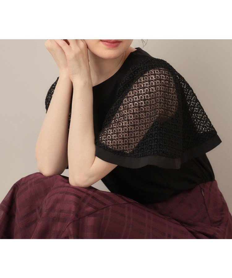 【クチュール ブローチ/Couture Brooch】の【接触冷感・5分袖】ケミカルレースフレアスリーブトップス インテリア・キッズ・メンズ・レディースファッション・服の通販 founy(ファニー) 　ファッション　Fashion　レディースファッション　Fashion for Women　トップス・カットソー　Cut & Sew Tops　おすすめ　Recommended / Our Picks　カットソー　Cut and Sewn Top　ケミカル　Chemical, Chemical Wash　ドッキング　Docking, Mixed Material　フレア　Flare, Flared　レース　Lace, Lace Fabric　エレガント 上品　Elegant　ブラック|ID: prp329100004628749 ipo3291000000033570586