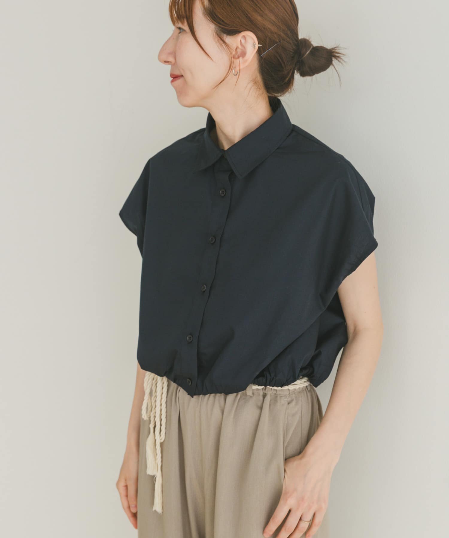 【アイテムズアーバンリサーチ/ITEMS URBAN RESEARCH】のバルーンフレンチシャツ インテリア・キッズ・メンズ・レディースファッション・服の通販 founy(ファニー) 　ファッション　Fashion　レディースファッション　Fashion for Women　トップス・カットソー　Cut & Sew Tops　シャツ・ブラウス・オフィスカジュアル　Elegant Blouses & Button-Ups　2025年　2025　2025春夏・S/S　Spring/Summer 2025 SS25　コンパクト　Compact, Small Size　バランス　Balance, Style Balance　フォルム　Silhouette, Form　ボトム　Bottoms, Lower Wear　夏　Summer　S/S・春夏　SS, Spring/Summer, Warm Season　NVY|ID: prp329100004628752 ipo3291000000033606289