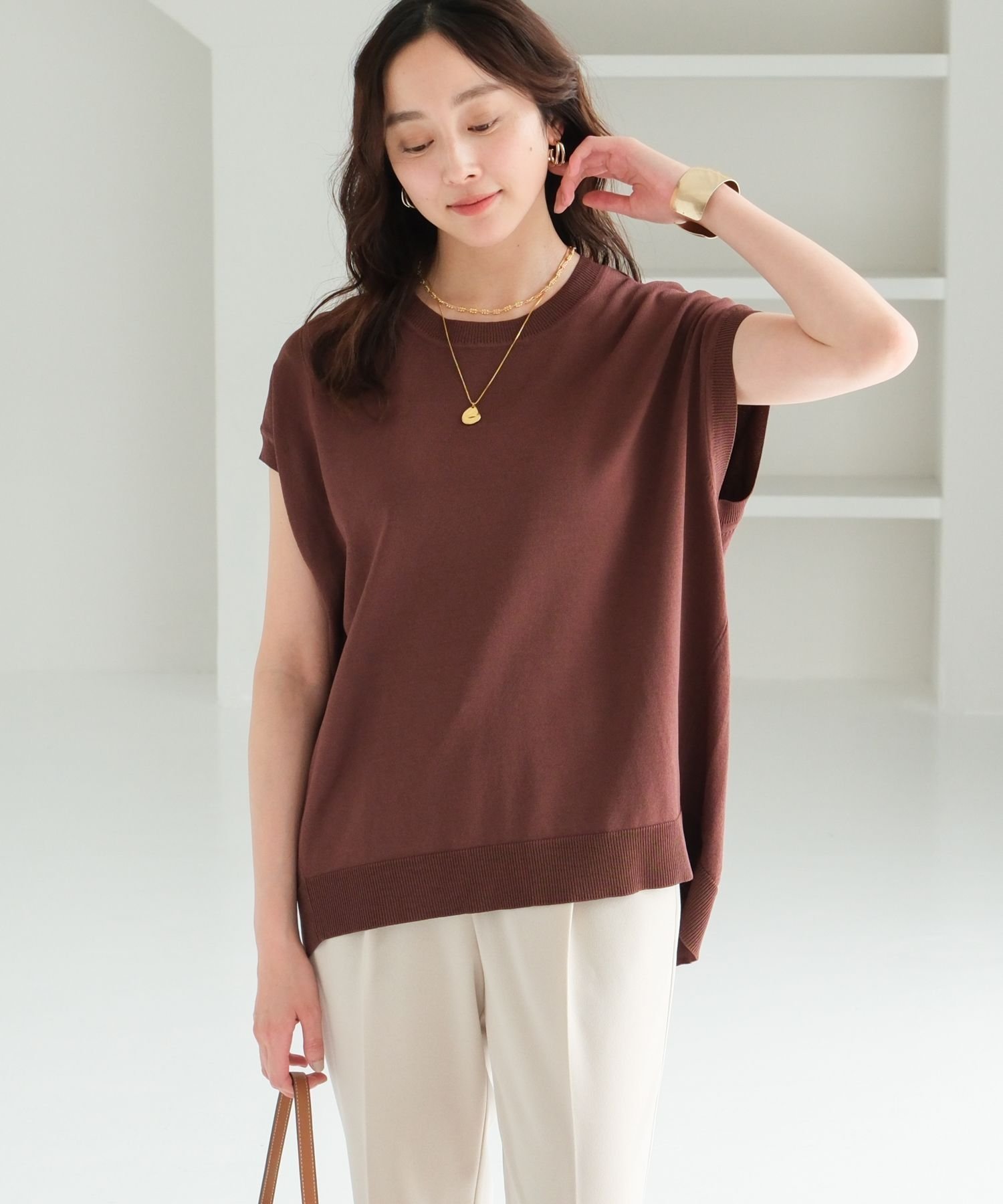 【エルーラ/Elura】のハリ感フレンチプルオーバー/572668 人気、トレンドファッション・服の通販 founy(ファニー) 　ファッション　Fashion　レディースファッション　Fashion for Women　トップス・カットソー　Cut & Sew Tops　カジュアルプルオーバー・ニットトップス　Pullovers & Knit Tops / Casual Pullovers　アクセサリー　Fashion Accessories　シンプル　Simple, Minimal　スリーブ　Sleeve, Long Sleeve / Short Sleeve　フレンチ　French, French Style　ベスト　Vest, Waistcoat　 other-1|ID: prp329100004628784 ipo3291000000033554984