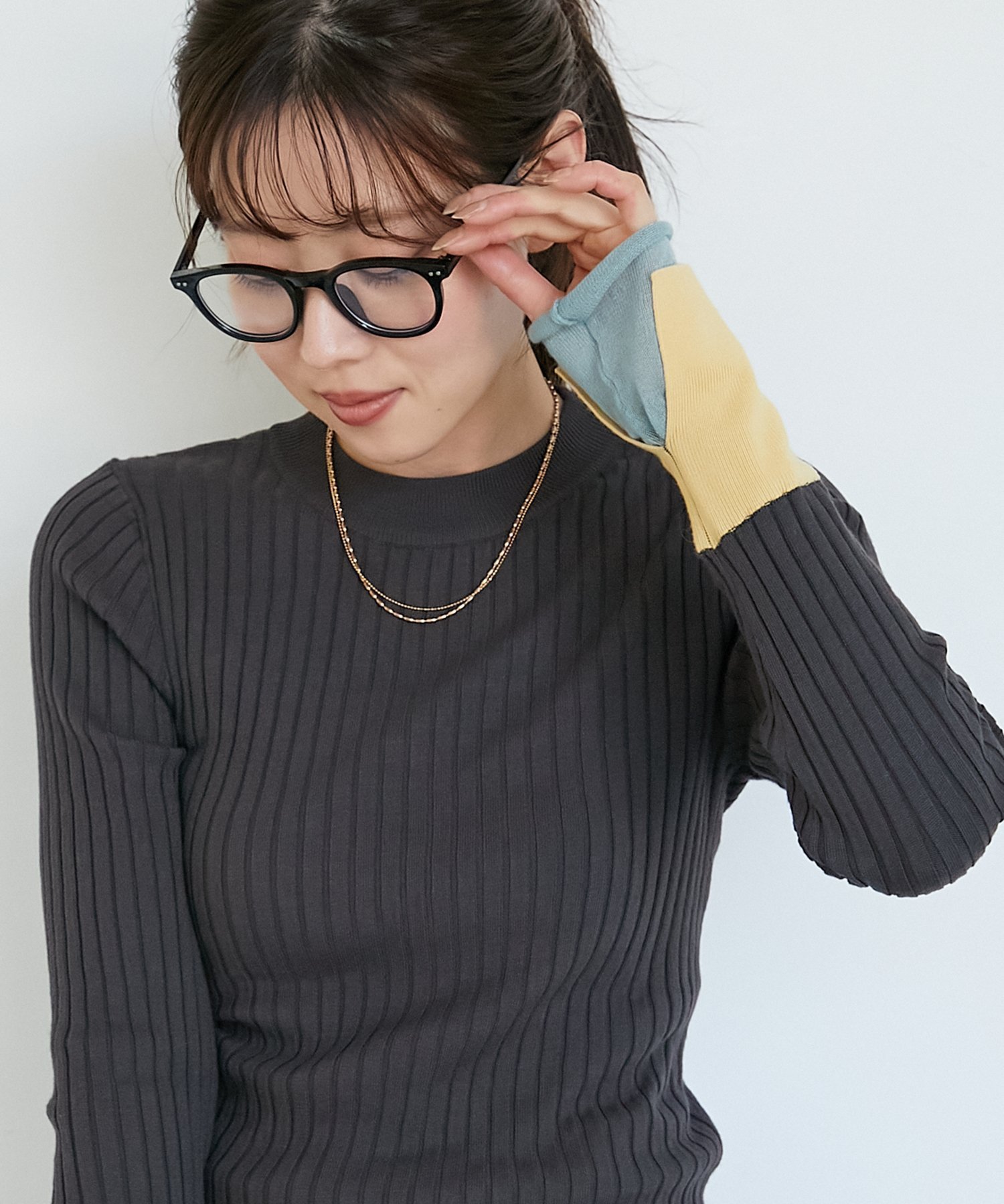 【ルクールブラン/le.coeur blanc】の《WEB限定アイテム》レイヤードカフス配色リブニット インテリア・キッズ・メンズ・レディースファッション・服の通販 founy(ファニー) 　ファッション　Fashion　レディースファッション　Fashion for Women　トップス・カットソー　Cut & Sew Tops　ニット　Knit Tops & Sweaters　シンプル　Simple, Minimal　リブニット　Rib Knit, Ribbed Knit　C/グレー|ID: prp329100004628932 ipo3291000000033281174