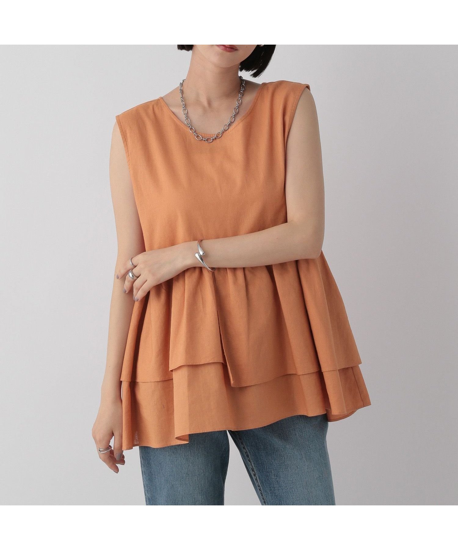 【ローリーズファーム/LOWRYS FARM】のペプラムチュニックノースリーブ インテリア・キッズ・メンズ・レディースファッション・服の通販 founy(ファニー) 　ファッション　Fashion　レディースファッション　Fashion for Women　トップス・カットソー　Cut & Sew Tops　キャミソール&ノースリーブ　Camisoles & Sleeveless Tops　おすすめ　Recommended / Our Picks　サンダル　Sandals, Summer Shoes　チュニック　Tunic, Long Top　デニム　Denim, Jeans Material　トレンド　Trend, Trending Now　ノースリーブ　Sleeveless, No-Sleeve　フレア　Flare, Flared　ペプラム　Peplum, Flared Hem　リネン　Linen, Linen Fabric　ワイド　Wide, Wide Fit　オレンジ45|ID: prp329100004628953 ipo3291000000033547673