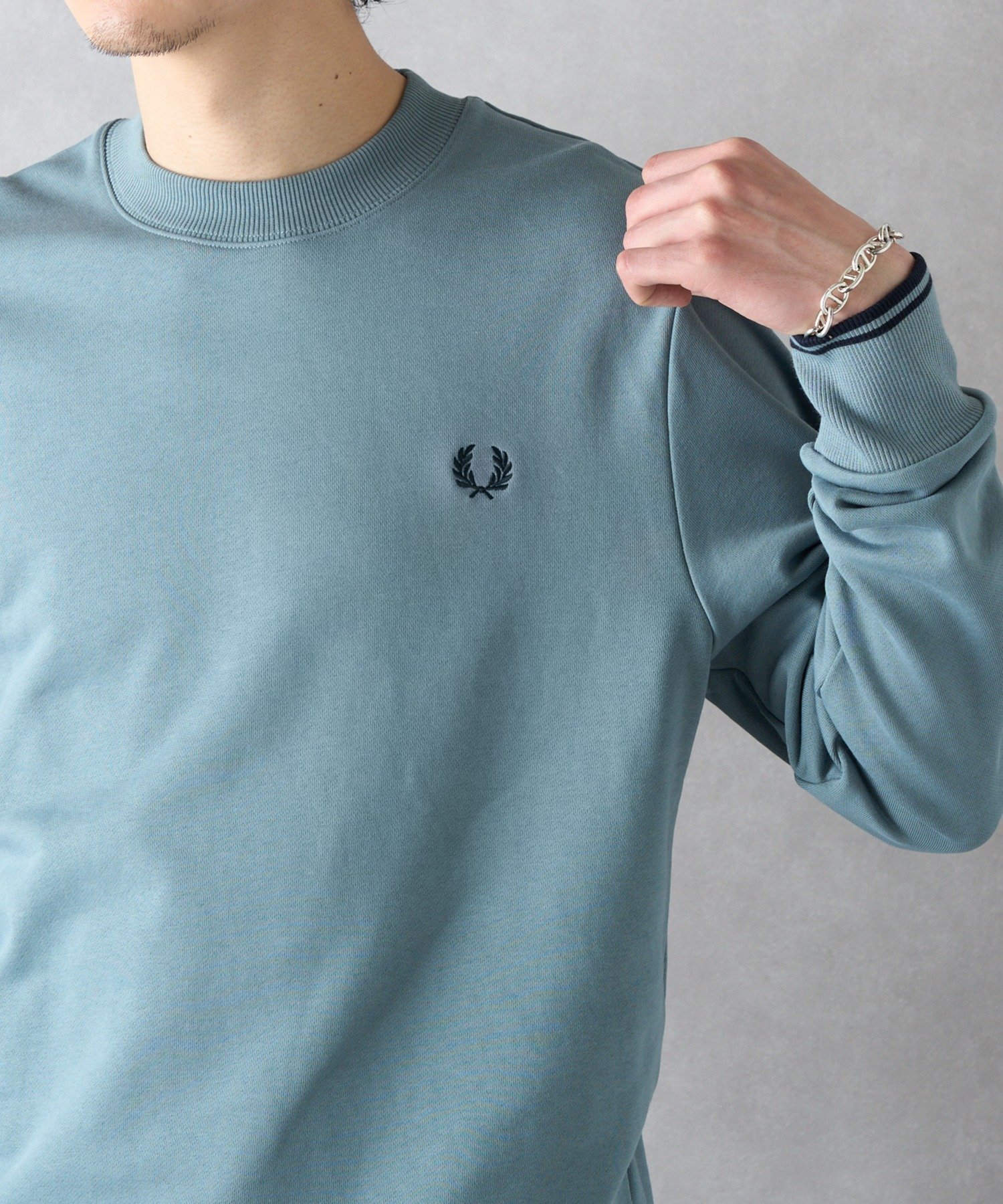 【カセットチャート/Cassette Chart】のFRED PERRY/Crew Neck SweatShirt M7535 インテリア・キッズ・メンズ・レディースファッション・服の通販 founy(ファニー) 　ファッション　Fashion　レディースファッション　Fashion for Women　トップス・カットソー　Cut & Sew Tops　シャツ・ブラウス・オフィスカジュアル　Elegant Blouses & Button-Ups　レディースパーカー・カジュアルフーディー　Casual Hoodies & Sweatshirts　ロングTシャツ・Tシャツ　Longline T-Shirts & Tees　スウェット・クルーネックトップス　Sweatshirts & Crewnecks / Relaxed Fit Sweat Tops　アクセサリー　Fashion Accessories　カーゴパンツ　Cargo Pants, Utility Pants　シンプル　Simple, Minimal　スラックス　Slacks, Dress Pants　デニム　Denim, Jeans Material　トレンド　Trend, Trending Now　ハーフ　Half, Half-Length　フォーマル　Formal, Dressy　ボトム　Bottoms, Lower Wear　ループ　Loop, Loop Knit　ワンポイント　One Point, Statement Accent　おすすめ　Recommended / Our Picks　エレガント 上品　Elegant　スマホショルダーバッグ　Smartphone Shoulder Bag　G.BLU|ID: prp329100004628965 ipo3291000000033700503