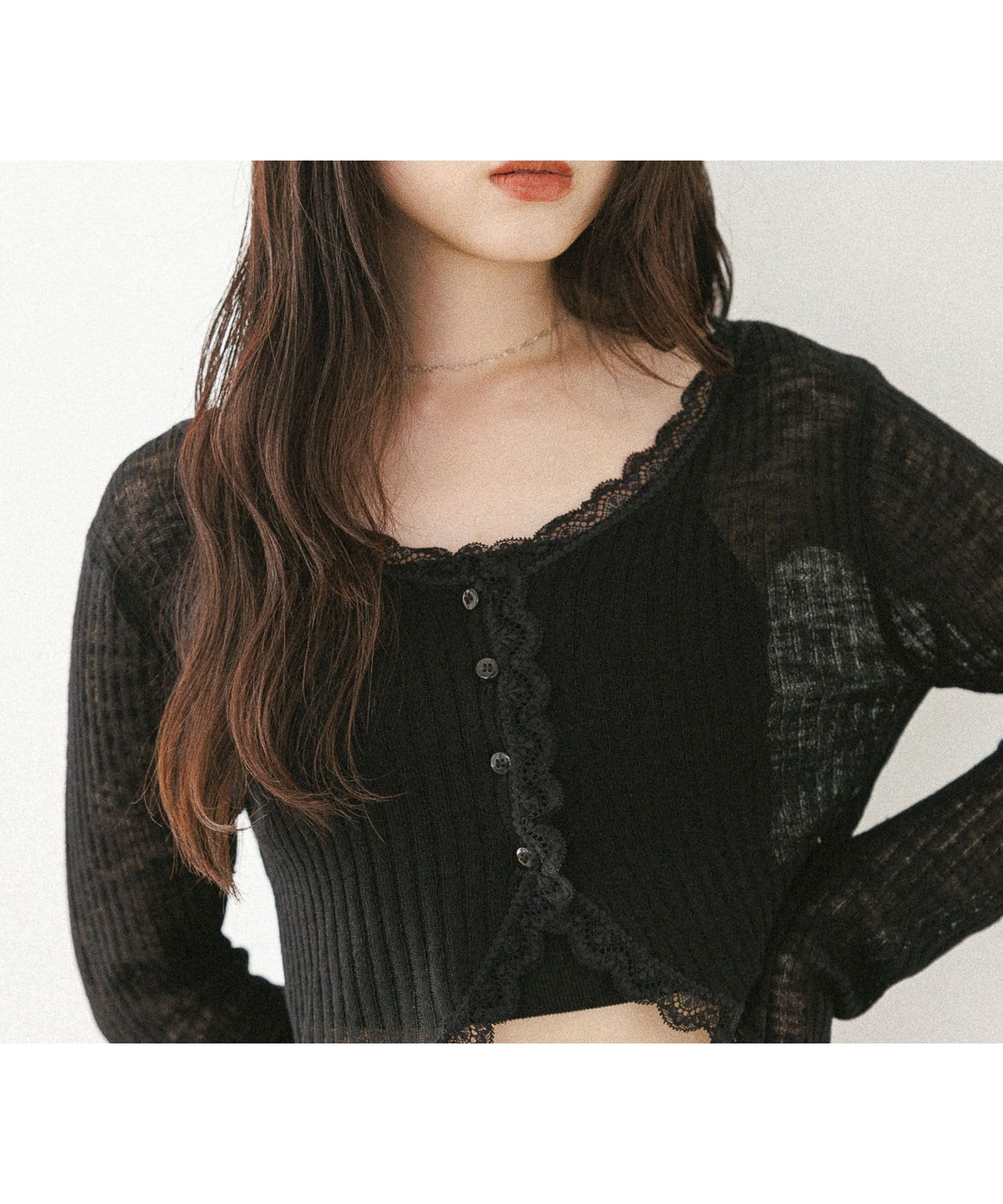 【ヘザー/Heather】のシアーレースカーディガン インテリア・キッズ・メンズ・レディースファッション・服の通販 founy(ファニー) 　ファッション　Fashion　レディースファッション　Fashion for Women　トップス・カットソー　Cut & Sew Tops　カーディガン・羽織り　Layered Style Cardigans　カーディガン　Cardigan, Knitwear　シアー　Sheer, See-Through　スカラップ　Scallop, Scalloped Edge　フェミニン　Feminine, Girly　ラウンド　Round, Round Neck　レース　Lace, Lace Fabric　夏　Summer　ブラック|ID: prp329100004629178 ipo3291000000033556587