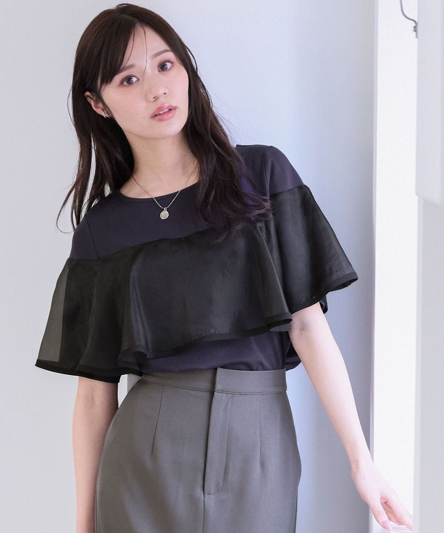 【アンデミュウ/Andemiu】のイソザイラッフルカット インテリア・キッズ・メンズ・レディースファッション・服の通販 founy(ファニー) 　ファッション　Fashion　レディースファッション　Fashion for Women　カットソー　Cut and Sewn Top　シアー　Sheer, See-Through　チュール　Tulip, Tulip Motif　ラッフル　Ruffle, Frill　半袖　Short Sleeve, Half Sleeve　ネイビー|ID: prp329100004629198 ipo3291000000033283965