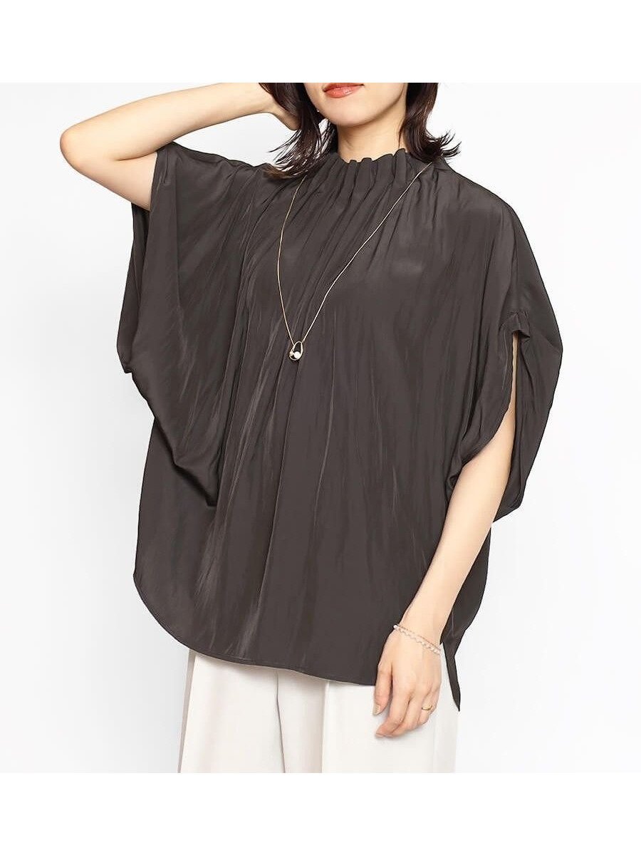 【ヴァン/Vin】のギャザーネックボリュームブラウス インテリア・キッズ・メンズ・レディースファッション・服の通販 founy(ファニー) 　ファッション　Fashion　レディースファッション　Fashion for Women　トップス・カットソー　Cut & Sew Tops　シャツ・ブラウス・オフィスカジュアル　Elegant Blouses & Button-Ups　エアリー　Airy Texture　エレガント 上品　Elegant　ギャザー　Gathered, Ruffled　シルク　Silk, 100% Silk　タイトスカート　Pencil Skirt, Tight Skirt　ドレープ　Drape, Draping Fabric　ボトム　Bottoms, Lower Wear　チャコールグレー|ID: prp329100004629209 ipo3291000000033601209