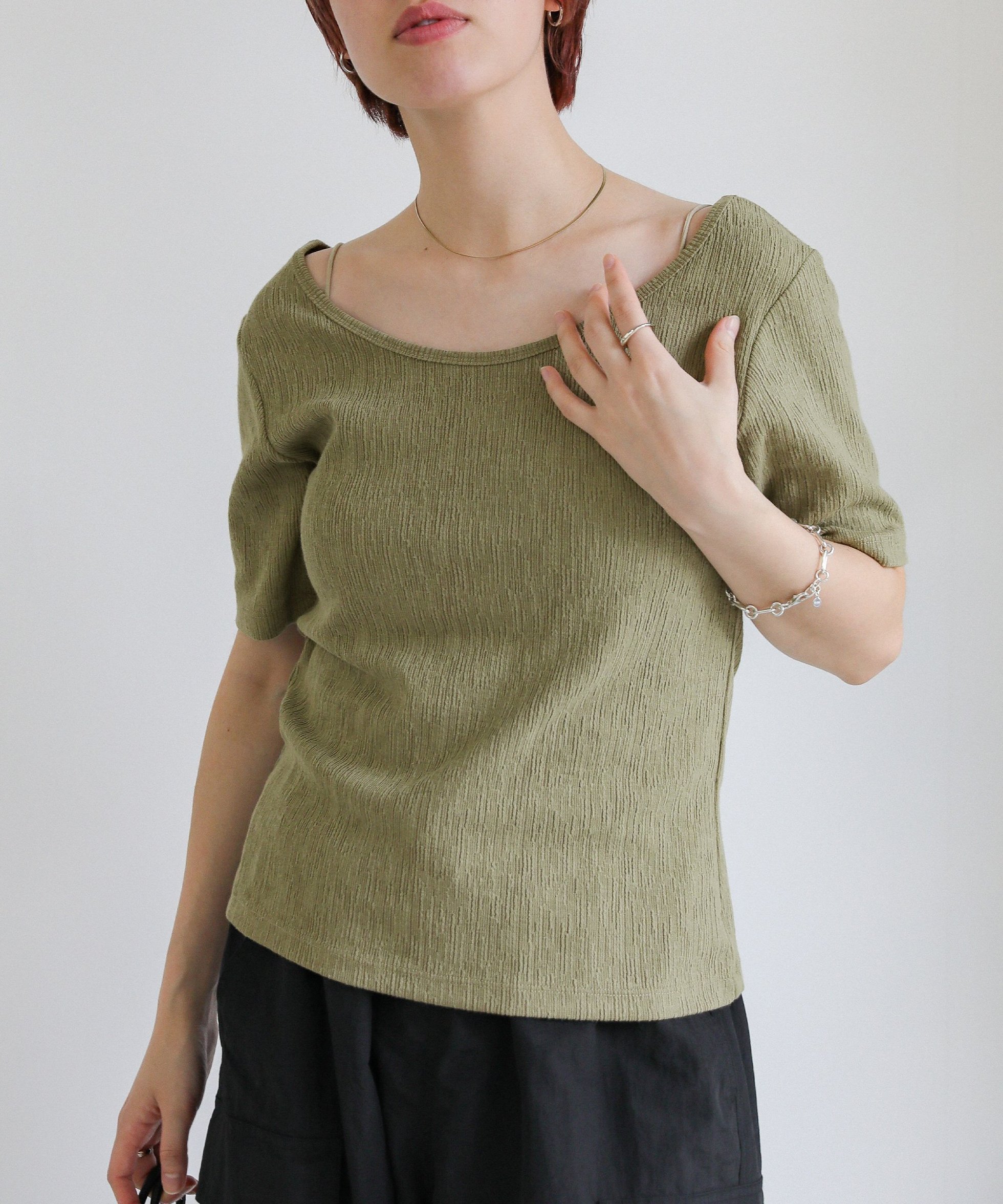 【セレクトモカ/SELECT MOCA】のバレエネックハーフスリーブカットソー インテリア・キッズ・メンズ・レディースファッション・服の通販 founy(ファニー) 　ファッション　Fashion　レディースファッション　Fashion for Women　トップス・カットソー　Cut & Sew Tops　カットソー・ベーシックTシャツ　Cut-and-Sewn Tops / Stretch Tees & Basics　おすすめ　Recommended / Our Picks　コンパクト　Compact, Small Size　デコルテ　Décolleté, Neckline　フレア　Flare, Flared　ボトム　Bottoms, Lower Wear　ワイド　Wide, Wide Fit　エレガント 上品　Elegant　グリーン-04|ID: prp329100004629222 ipo3291000000033919607
