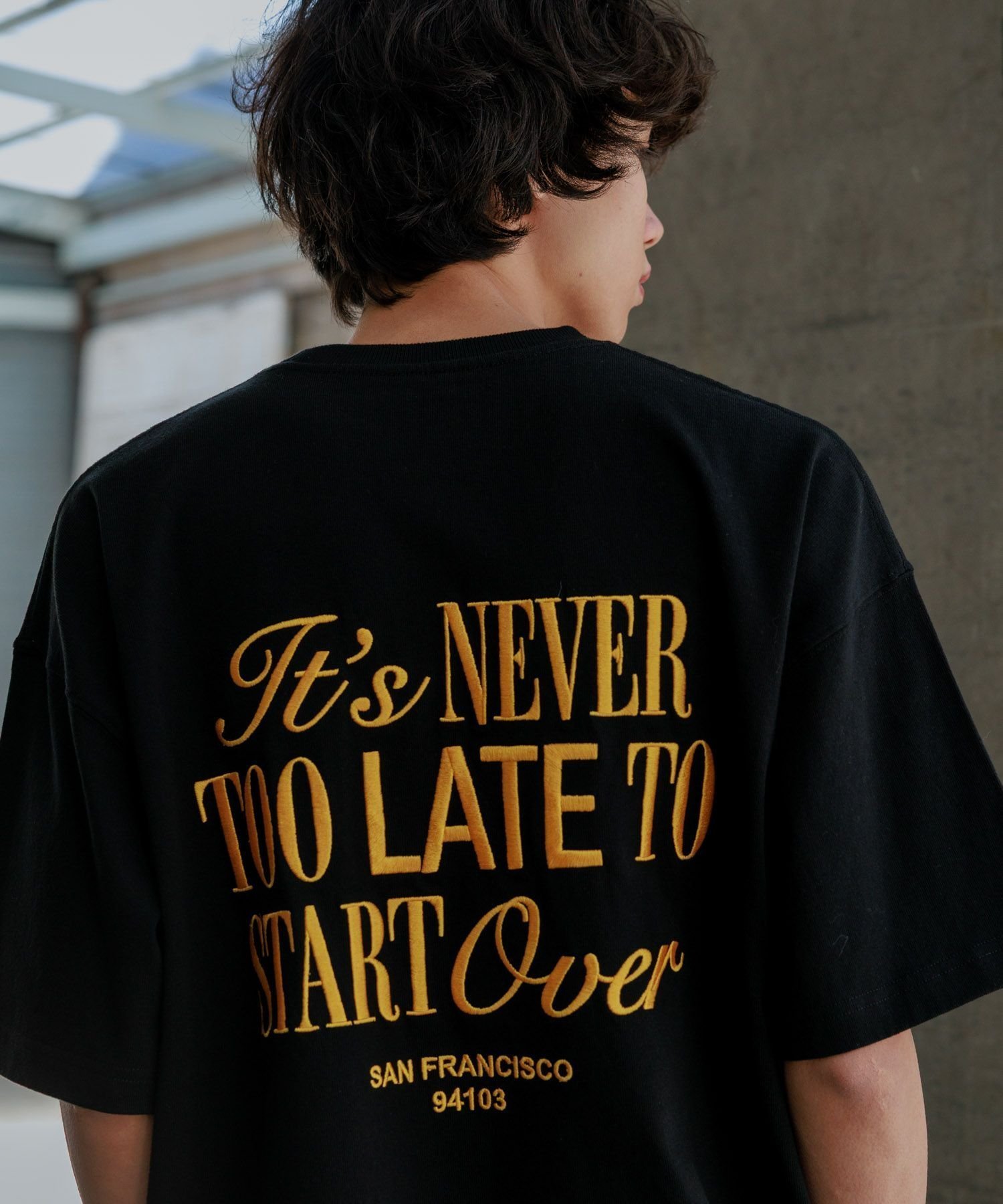 【ページボーイ/PAGEBOY】の【PBLIM】シシュウロゴTシャツ インテリア・キッズ・メンズ・レディースファッション・服の通販 founy(ファニー) 　ファッション　Fashion　レディースファッション　Fashion for Women　トップス・カットソー　Cut & Sew Tops　シャツ・ブラウス・オフィスカジュアル　Elegant Blouses & Button-Ups　ロングTシャツ・Tシャツ　Longline T-Shirts & Tees　カーゴパンツ　Cargo Pants, Utility Pants　デニム　Denim, Jeans Material　夏　Summer　ブラック09|ID: prp329100004629237 ipo3291000000033599446