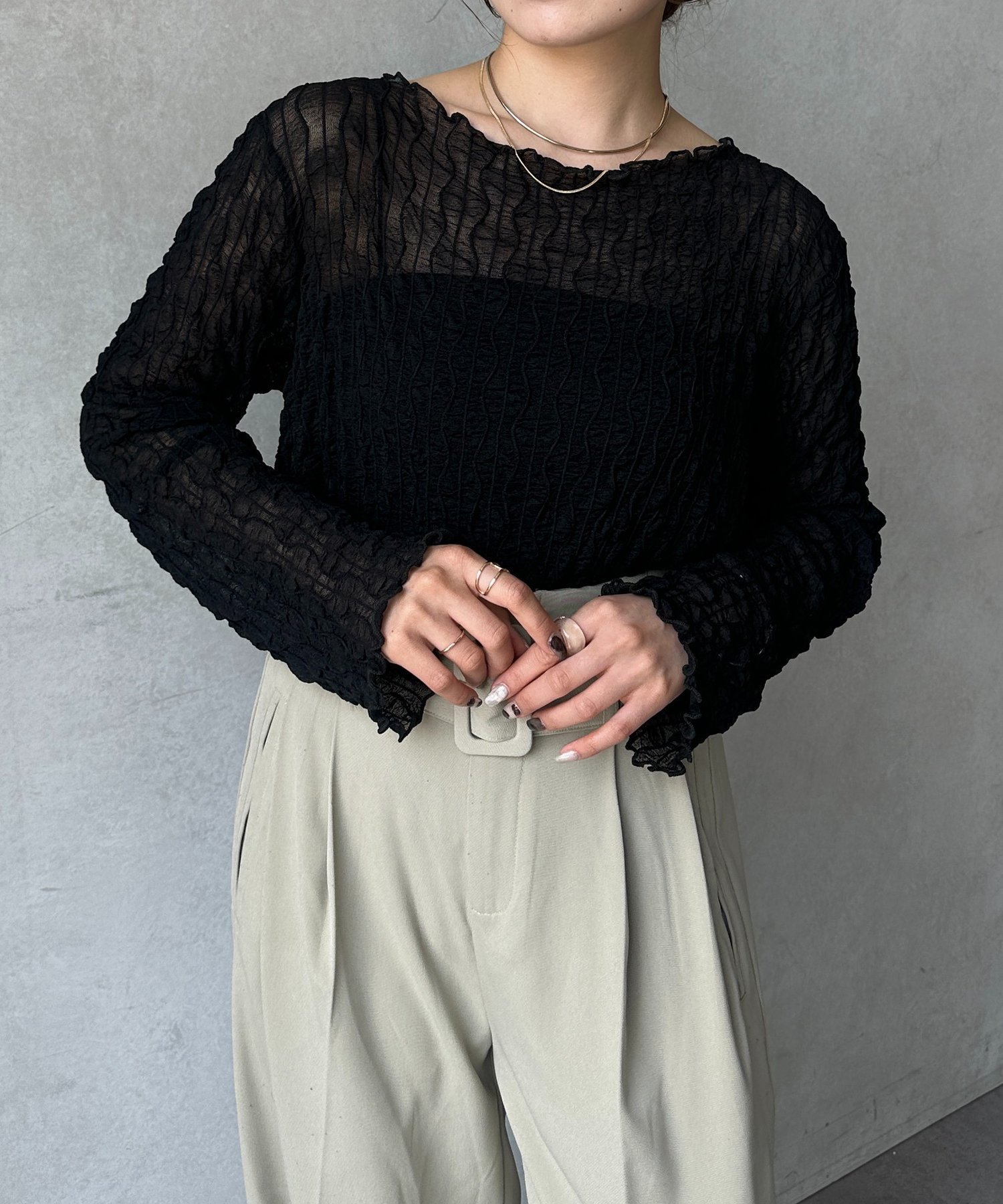 【ゼヴォン/Thevon】のウェーブ柄シアープルオーバー インテリア・キッズ・メンズ・レディースファッション・服の通販 founy(ファニー) 　ファッション　Fashion　レディースファッション　Fashion for Women　トップス・カットソー　Cut & Sew Tops　カジュアルプルオーバー・ニットトップス　Pullovers & Knit Tops / Casual Pullovers　2025年　2025　2025-2026秋冬・A/W　Autumn/Winter 2025–26 AW25–26　インナー　Innerwear　ウェーブ　Wavy Pattern　シアー　Sheer, See-Through　シンプル　Simple, Minimal　ジャケット　Jacket, Outerwear　エレガント 上品　Elegant　ブラック|ID: prp329100004629240 ipo3291000000033633271
