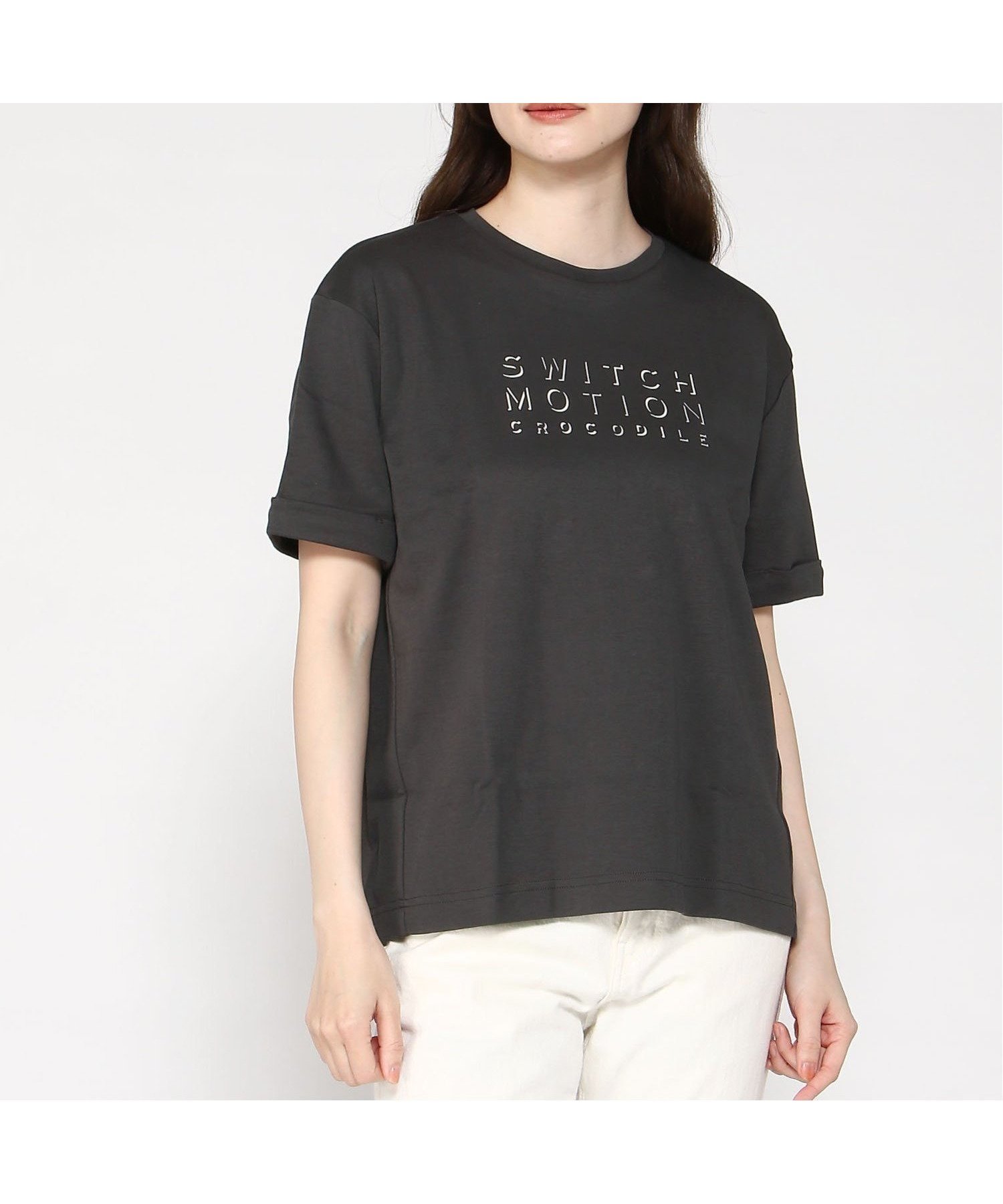 【クロコダイル/CROCODILE】のロゴプリント スムース カットソー インテリア・キッズ・メンズ・レディースファッション・服の通販 founy(ファニー) 　ファッション　Fashion　レディースファッション　Fashion for Women　トップス・カットソー　Cut & Sew Tops　カットソー・ベーシックTシャツ　Cut-and-Sewn Tops / Stretch Tees & Basics　カットソー　Cut and Sewn Top　シンプル　Simple, Minimal　プリント　Print, Printed Pattern　チャコール|ID: prp329100004629276 ipo3291000000033284696