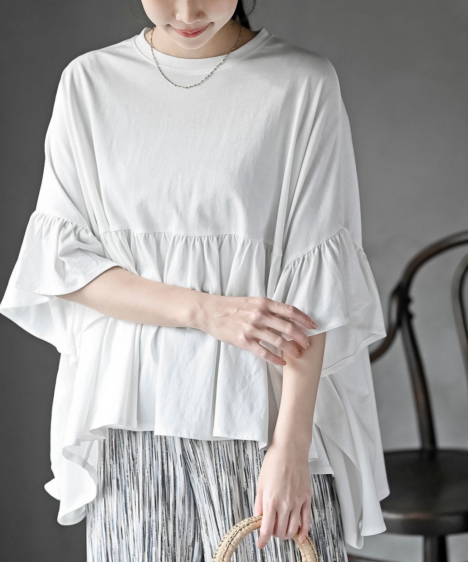 【アールピーエス/rps】のテールカットフリルワイドTシャツ 人気、トレンドファッション・服の通販 founy(ファニー) 　ファッション　Fashion　レディースファッション　Fashion for Women　トップス・カットソー　Cut & Sew Tops　シャツ・ブラウス・オフィスカジュアル　Elegant Blouses & Button-Ups　ロングTシャツ・Tシャツ　Longline T-Shirts & Tees　カットソー　Cut and Sewn Top　ギャザー　Gathered, Ruffled　ワイド　Wide, Wide Fit　 other-1|ID: prp329100004629569 ipo3291000000033291055