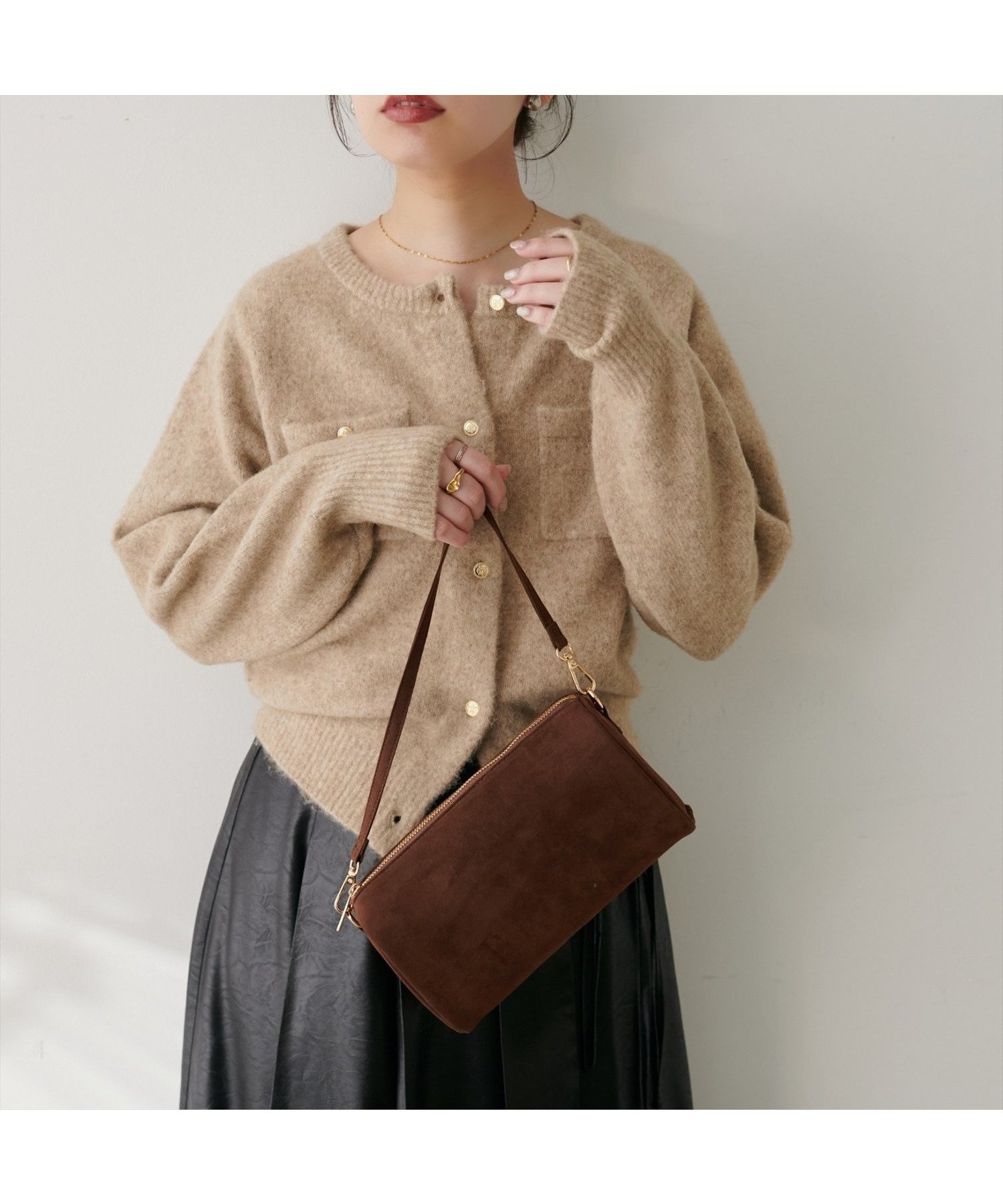 【ナチュラルクチュール/natural couture】のスフレヤーン金釦ポケ付きカーディガン インテリア・キッズ・メンズ・レディースファッション・服の通販 founy(ファニー) 　ファッション　Fashion　レディースファッション　Fashion for Women　トップス・カットソー　Cut & Sew Tops　カーディガン・羽織り　Layered Style Cardigans　アクセサリー　Fashion Accessories　カットソー　Cut and Sewn Top　カーディガン　Cardigan, Knitwear　クラシカル　Classical, Vintage-Inspired　シューズ　Shoes, Footwear　シンプル　Simple, Minimal　スニーカー　Sneakers, Trainers　ダウン　Down, Puffer　デニム　Denim, Jeans Material　バレエ　Ballet, Ballet Style　フェミニン　Feminine, Girly　フレア　Flare, Flared　フロント　Front, Front Design　ポケット　Pocket, Pocket Detail　リラックス　Relax, Relaxed Fit　ワイド　Wide, Wide Fit　エレガント 上品　Elegant　2025年　2025　2025-2026秋冬・A/W　Autumn/Winter 2025–26 AW25–26　モカ|ID: prp329100004629873 ipo3291000000033295935
