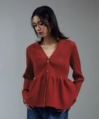 【サロン アダム エ ロペ/SALON adam et rope'】の【WEB限定】Vネックペプラムカーディガン 2 人気、トレンドファッション・服の通販 founy(ファニー) ファッション Fashion レディースファッション Fashion for Women トップス・カットソー Cut & Sew Tops カーディガン・羽織り Layered Style Cardigans Vネックトップス V-Neck Tops / V-Cut Neckline Shirts ウッド Wooden Design カーディガン Cardigan, Knitwear 今季 This Season, Current Season スラックス Slacks, Dress Pants デニム Denim, Jeans Material フォルム Silhouette, Form フレア Flare, Flared ペプラム Peplum, Flared Hem リラックス Relax, Relaxed Fit ロング Long, Long-Length ワイド Wide, Wide Fit A/W・秋冬 Autumn/Winter おすすめ Recommended / Our Picks thumbnail レッド(60)|ID: prp329100004630411 ipo3291000000033638614