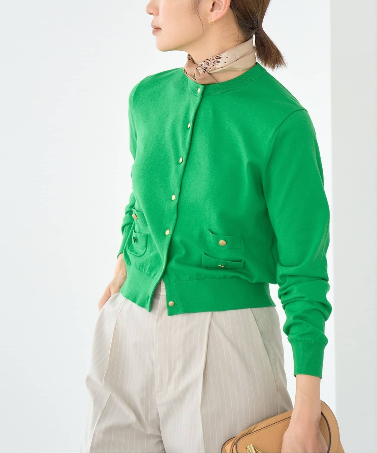 【イエナ/IENA】の《追加》PARIGI クルーネックカーディガン インテリア・キッズ・メンズ・レディースファッション・服の通販 founy(ファニー) 　ファッション　Fashion　レディースファッション　Fashion for Women　トップス・カットソー　Cut & Sew Tops　カーディガン・羽織り　Layered Style Cardigans　グリーン|ID: prp329100004630563 ipo3291000000033458304