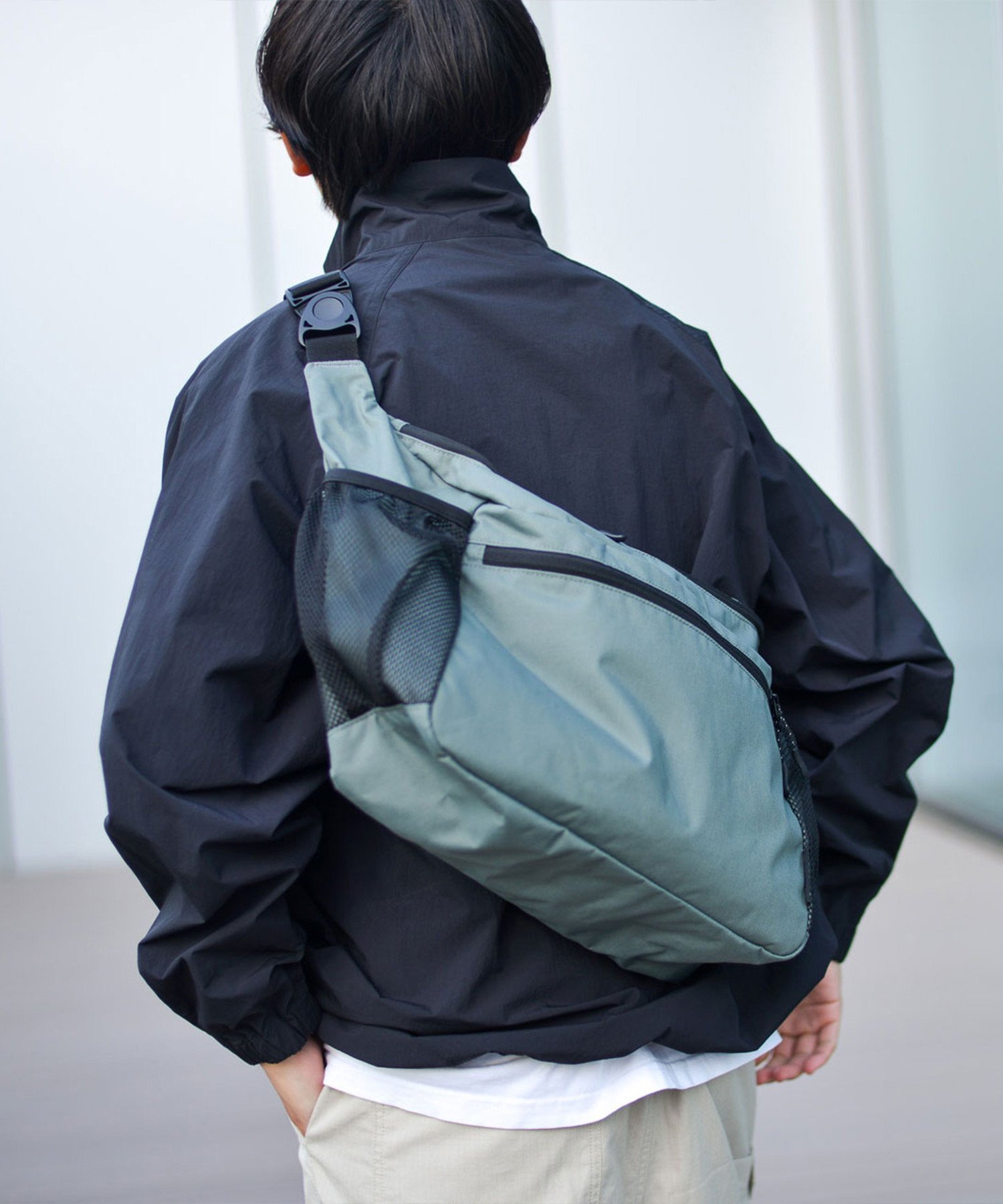 【スノーピーク/SNOW PEAK】のEveryday Use Middle Shoulder Bag インテリア・キッズ・メンズ・レディースファッション・服の通販 founy(ファニー) 　ファッション　Fashion　レディースファッション　Fashion for Women　バッグ　Bags　インナー　Innerwear　春　Spring　軽量　Lightweight, Ultra Light　ショルダー　Shoulder, Shoulder Strap　スマート　Smart, Elegant　フロント　Front, Front Design　ポケット　Pocket, Pocket Detail　ミドル　Middle Length, Mid Height　メッシュ　Mesh, Net Fabric　S/S・春夏　SS, Spring/Summer, Warm Season　夏　Summer　2025年　2025　2025春夏・S/S　Spring/Summer 2025 SS25　GREY|ID: prp329100004630576 ipo3291000000033308354