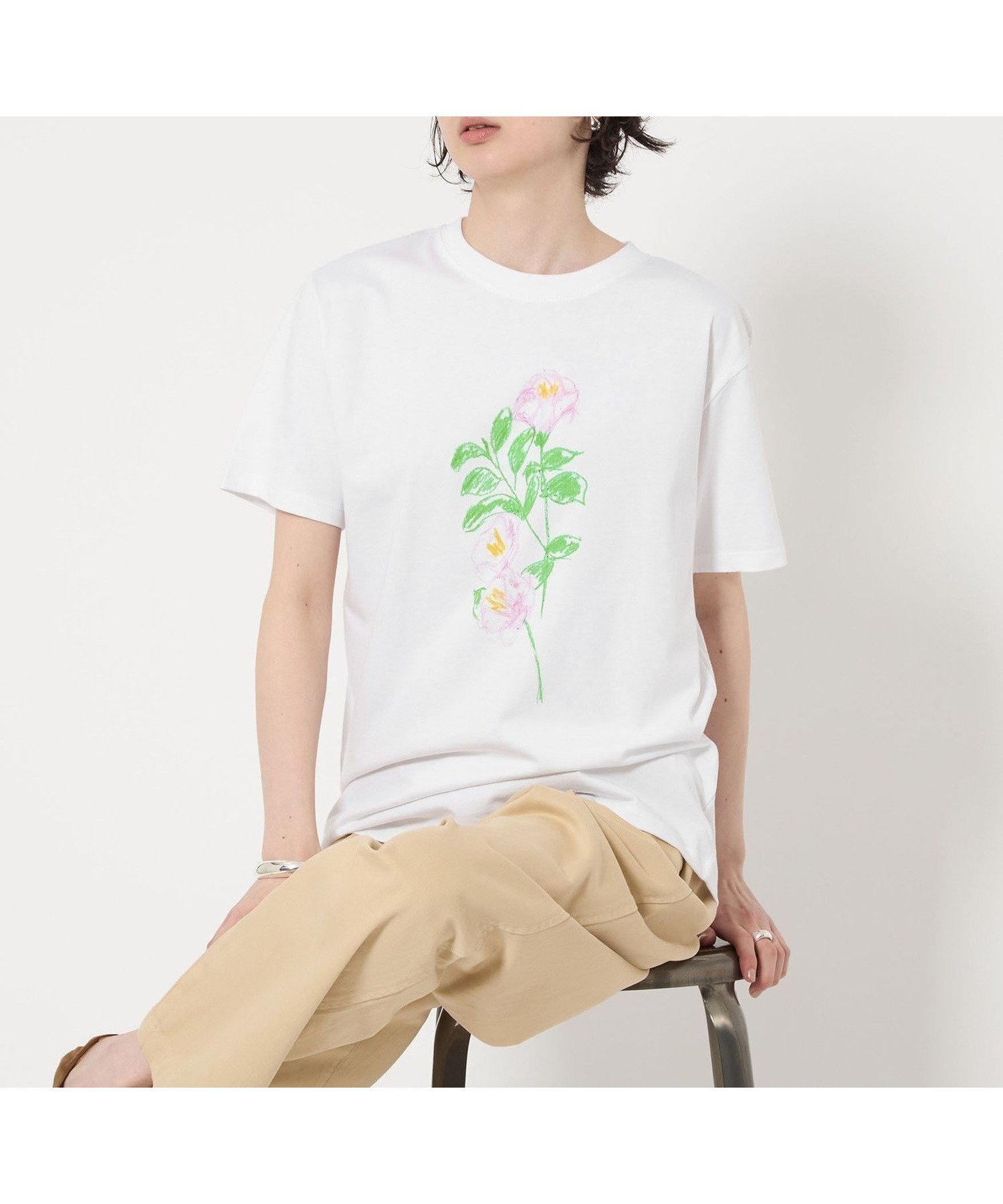 【ユナイテッドアローズ/UNITED ARROWS】のPersonal Effects FLOWER Tシャツ 人気、トレンドファッション・服の通販 founy(ファニー) 　ファッション　Fashion　レディースファッション　Fashion for Women　トップス・カットソー　Cut & Sew Tops　シャツ・ブラウス・オフィスカジュアル　Elegant Blouses & Button-Ups　ロングTシャツ・Tシャツ　Longline T-Shirts & Tees　シンプル　Simple, Minimal　パターン　Pattern, Design Print　フラワー　Flower, Floral　プリント　Print, Printed Pattern　手描き　Hand-Drawn, Illustrated　 other-1|ID: prp329100004630595 ipo3291000000033309044
