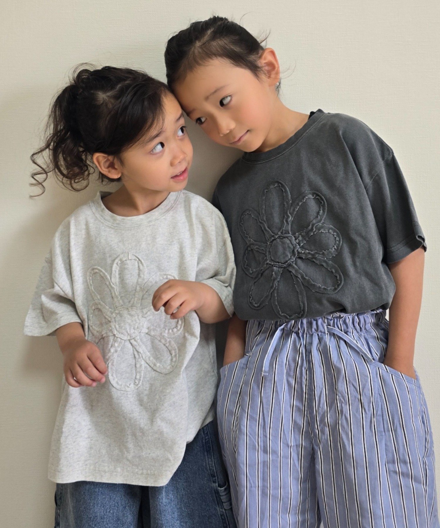 【チャオパニックティピー/CIAOPANIC TYPY / KIDS】の【WEB限定】【KIDS】ピグメント加工フラワーロープTee インテリア・キッズ・メンズ・レディースファッション・服の通販 founy(ファニー) 　ファッション　Fashion　キッズファッション　Fashion for Kids　おすすめ　Recommended / Our Picks　インナー　Innerwear　サロペット　Overalls, Salopette　ショート　Short, Short Length　デニム　Denim, Jeans Material　フラワー　Flower, Floral　夏　Summer　ライトグレー|ID: prp329100004630643 ipo3291000000033461889