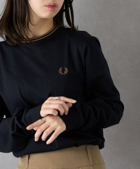 【カセットチャート/Cassette Chart】のFRED PERRY/ワンポイント刺繍 ロングスリーブTシャツ ロンT M9602 人気、トレンドファッション・服の通販 founy(ファニー) ファッション Fashion レディースファッション Fashion for Women トップス・カットソー Cut & Sew Tops シャツ・ブラウス・オフィスカジュアル Elegant Blouses & Button-Ups ロングTシャツ・Tシャツ Longline T-Shirts & Tees アクセサリー Fashion Accessories カーゴパンツ Cargo Pants, Utility Pants 軽量 Lightweight, Ultra Light シンプル Simple, Minimal スラックス Slacks, Dress Pants スリーブ Sleeve, Long Sleeve / Short Sleeve デニム Denim, Jeans Material トレンド Trend, Trending Now 人気 Popular, Best Seller 長袖 Long Sleeve, Full Sleeve ハーフ Half, Half-Length フォーマル Formal, Dressy ボトム Bottoms, Lower Wear ポロシャツ Polo Shirt, Collared Tee モッズコート Mods Coat, Military Parka ロング Long, Long-Length ワンポイント One Point, Statement Accent 再入荷 Restock / Back in Stock おすすめ Recommended / Our Picks エレガント 上品 Elegant スマホショルダーバッグ Smartphone Shoulder Bag |ID:prp329100004631331