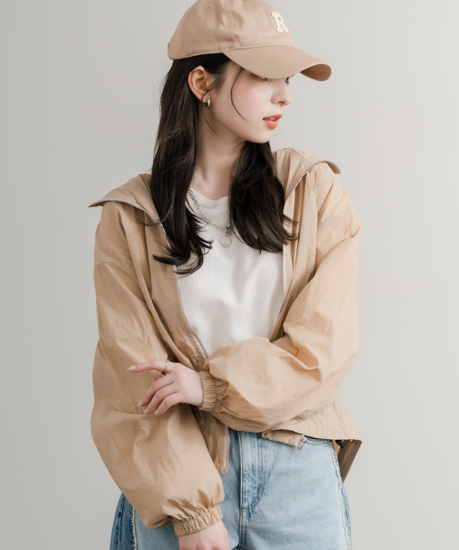 【ロッキーモンロー/Rocky Monroe】のオーバーサイズ ナイロンテックワッシャーフードジャケット インテリア・キッズ・メンズ・レディースファッション・服の通販 founy(ファニー) 　ファッション　Fashion　レディースファッション　Fashion for Women　アウター　Coat / Outerwear Collection　レディースジャケット・軽アウター　Jackets　インナー　Innerwear　カットソー　Cut and Sewn Top　軽量　Lightweight, Ultra Light　ショート　Short, Short Length　ジャケット　Jacket, Outerwear　スポーツ　Sports, Activewear　デニム　Denim, Jeans Material　ドローコード　Drawcord, Drawstring Cord　ブルゾン　Blouson, Bomber Jacket　ベーシック　Basic, Essential　ラウンド　Round, Round Neck　リラックス　Relax, Relaxed Fit　ワッシャー　Washer, Crinkled Finish　再入荷　Restock / Back in Stock　おすすめ　Recommended / Our Picks　旅行　Travel　ベージュ|ID: prp329100004631370 ipo3291000000033396271