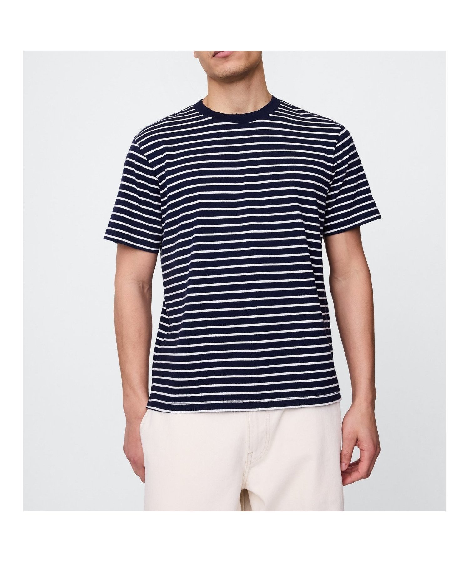 【ギャップ/GAP】のヘビーウェイト オリジナルTシャツ インテリア・キッズ・メンズ・レディースファッション・服の通販 founy(ファニー) 　ファッション　Fashion　レディースファッション　Fashion for Women　トップス・カットソー　Cut & Sew Tops　シャツ・ブラウス・オフィスカジュアル　Elegant Blouses & Button-Ups　ロングTシャツ・Tシャツ　Longline T-Shirts & Tees　半袖　Short Sleeve, Half Sleeve　NAVY_STRIPE|ID: prp329100004632283 ipo3291000000033623792