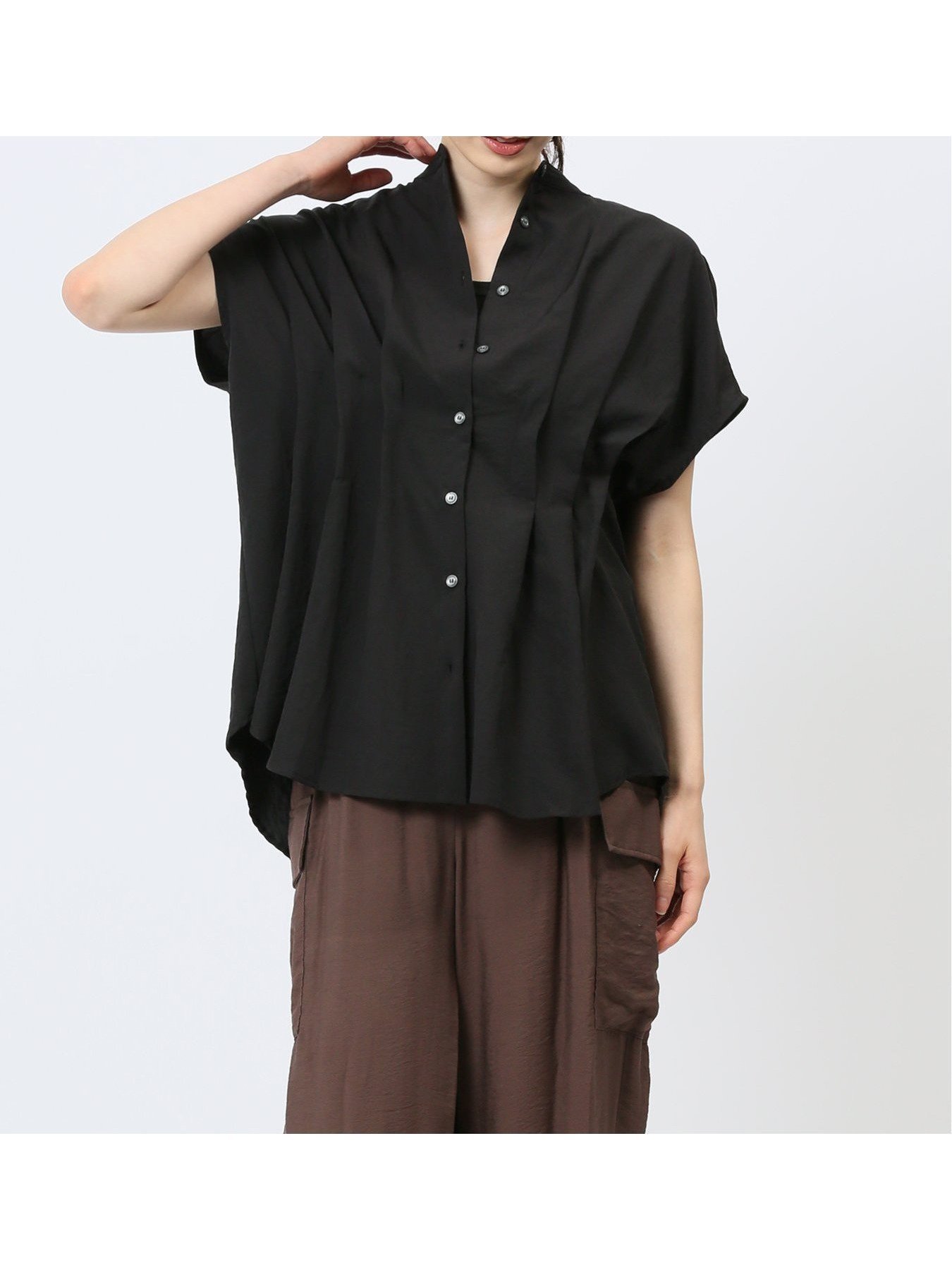 【タカキュー/TAKA-Q】のハンチ/HUNCH タックブラウス インテリア・キッズ・メンズ・レディースファッション・服の通販 founy(ファニー) 　ファッション　Fashion　レディースファッション　Fashion for Women　トップス・カットソー　Cut & Sew Tops　シャツ・ブラウス・オフィスカジュアル　Elegant Blouses & Button-Ups　トレンド　Trend, Trending Now　フィット　Fit, Slim Fit　半袖　Short Sleeve, Half Sleeve　リラックス　Relax, Relaxed Fit　エレガント 上品　Elegant　05黒|ID: prp329100004632326 ipo3291000000033427271