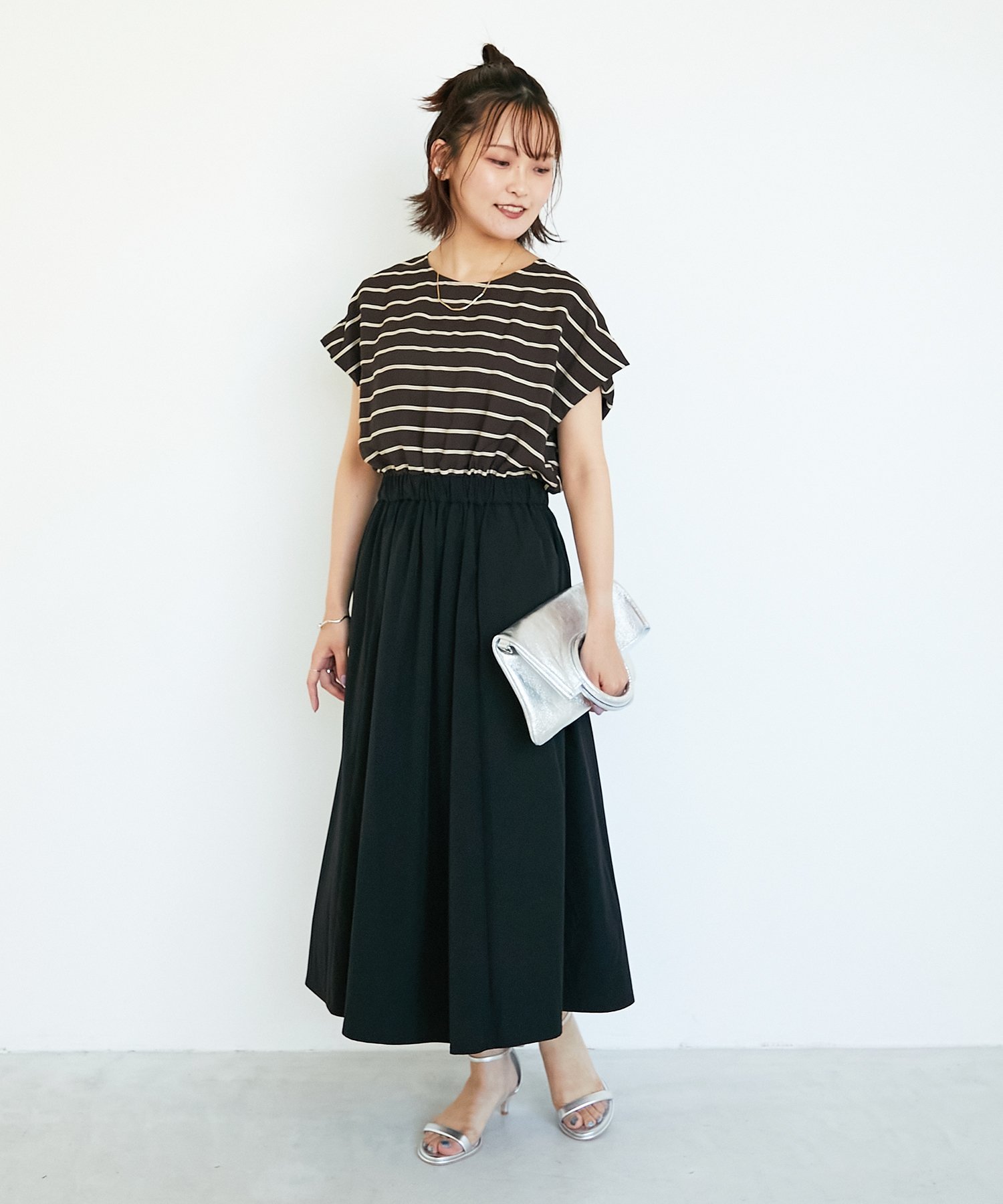【ルクールブラン/le.coeur blanc】のドビーボーダードッキングワンピース インテリア・キッズ・メンズ・レディースファッション・服の通販 founy(ファニー) 　ファッション　Fashion　レディースファッション　Fashion for Women　ワンピース　Dresses　おすすめ　Recommended / Our Picks　スリーブ　Sleeve, Long Sleeve / Short Sleeve　フレンチ　French, French Style　メッシュ　Mesh, Net Fabric　夏　Summer　旅行　Travel　無地　Plain, Solid Color　ブラック柄|ID: prp329100004632333 ipo3291000000033427320