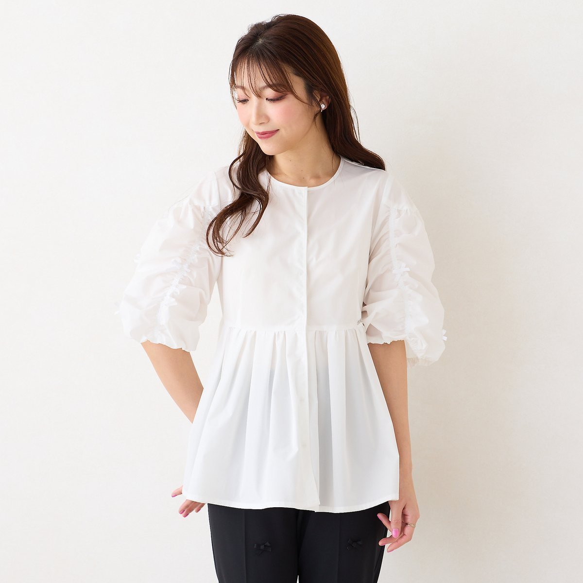 【ローズティアラ/Rose Tiara】のRose Tiara with M-StyleLuxe / 2WAYブラウス インテリア・キッズ・メンズ・レディースファッション・服の通販 founy(ファニー) 　ファッション　Fashion　レディースファッション　Fashion for Women　トップス・カットソー　Cut & Sew Tops　シャツ・ブラウス・オフィスカジュアル　Elegant Blouses & Button-Ups　ギャザー　Gathered, Ruffled　切替　Switching, Contrast Panel　スリーブ　Sleeve, Long Sleeve / Short Sleeve　バルーン　Balloon, Balloon Silhouette　フロント　Front, Front Design　ペプラム　Peplum, Flared Hem　リボン　Ribbon, Bow　オフ|ID: prp329100004632381 ipo3291000000033599910