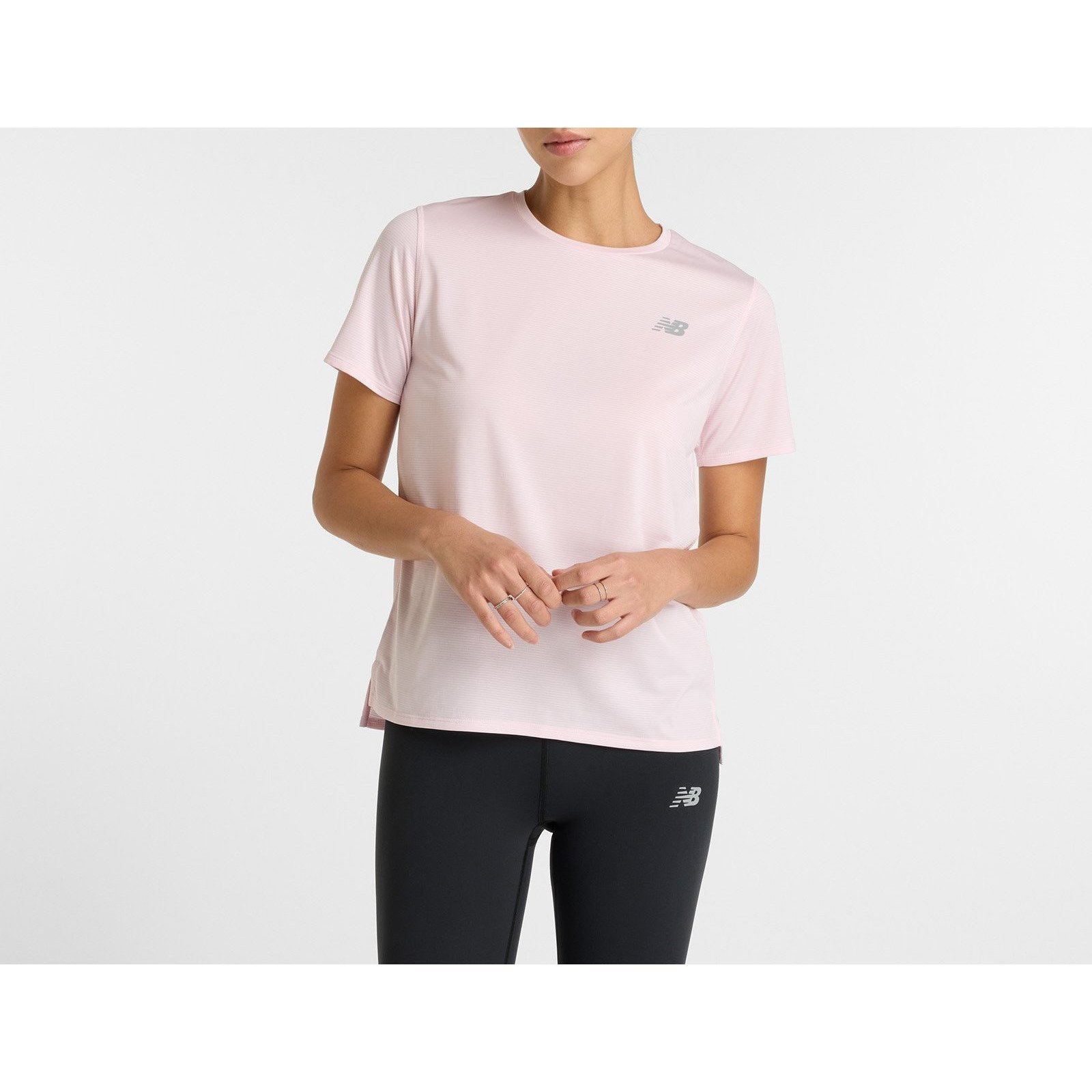 【ニューバランス/new balance】のSport Essentials ショートスリーブTシャツ インテリア・キッズ・メンズ・レディースファッション・服の通販 founy(ファニー) 　ファッション　Fashion　レディースファッション　Fashion for Women　トップス・カットソー　Cut & Sew Tops　シャツ・ブラウス・オフィスカジュアル　Elegant Blouses & Button-Ups　ロングTシャツ・Tシャツ　Longline T-Shirts & Tees　ショート　Short, Short Length　スリット　Slit, Slit Detail　スリーブ　Sleeve, Long Sleeve / Short Sleeve　ボーダー　Border, Stripe　メッシュ　Mesh, Net Fabric　ランニング　Running, Running Wear, Activewear, Jogging　軽量　Lightweight, Ultra Light　RSGローズシュガー|ID: prp329100004632505 ipo3291000000033645276