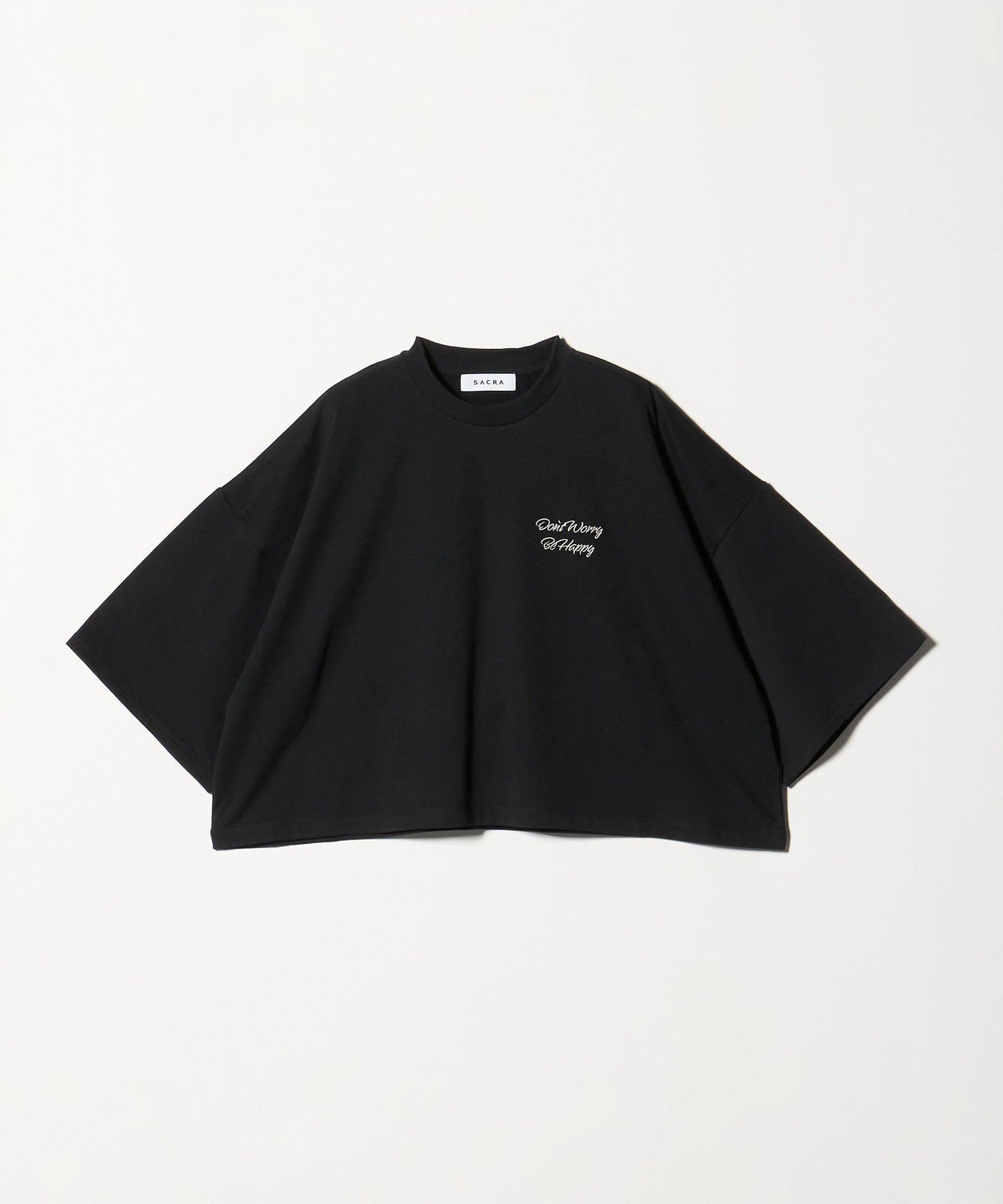 【ユナイテッドアローズ/UNITED ARROWS】のSACRA メッセージプリント クロップド Tシャツ インテリア・キッズ・メンズ・レディースファッション・服の通販 founy(ファニー) 　ファッション　Fashion　レディースファッション　Fashion for Women　トップス・カットソー　Cut & Sew Tops　シャツ・ブラウス・オフィスカジュアル　Elegant Blouses & Button-Ups　ロングTシャツ・Tシャツ　Longline T-Shirts & Tees　クロップド　Cropped, Short Length　スリーブ　Sleeve, Long Sleeve / Short Sleeve　デニム　Denim, Jeans Material　ハーフ　Half, Half-Length　バランス　Balance, Style Balance　プリント　Print, Printed Pattern　ワイド　Wide, Wide Fit　エレガント 上品　Elegant　BLACK|ID: prp329100004632527 ipo3291000000033339066