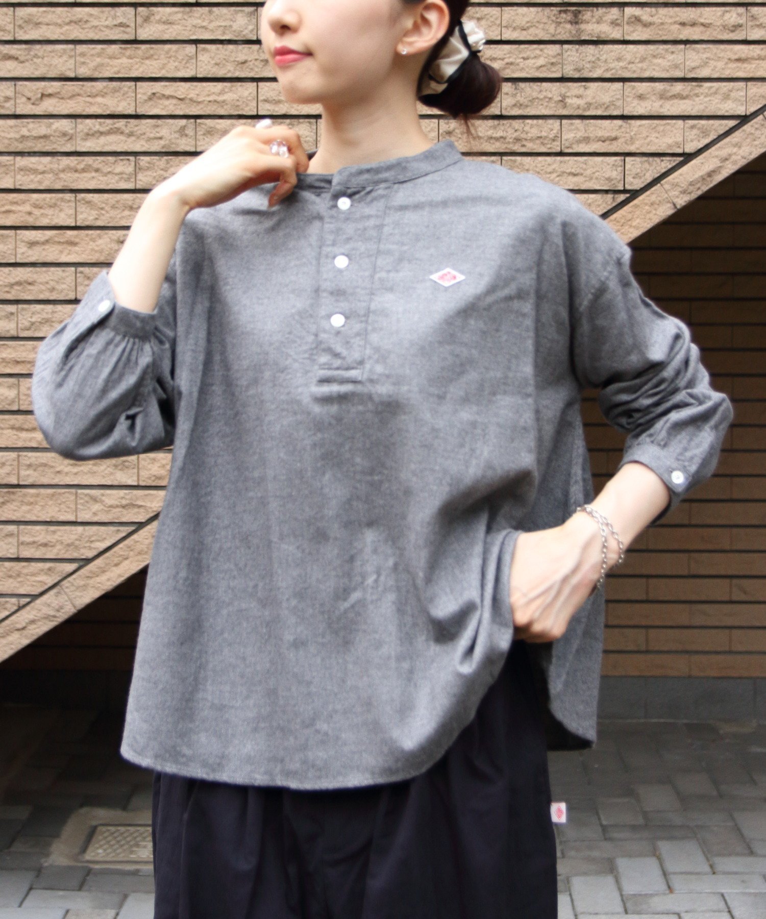 【ステップス/STEPS】のDANTON/HENLEY NECK PULLOVER SHIRT DT-B0304 OCV インテリア・キッズ・メンズ・レディースファッション・服の通販 founy(ファニー) 　ファッション　Fashion　レディースファッション　Fashion for Women　トップス・カットソー　Cut & Sew Tops　シャツ・ブラウス・オフィスカジュアル　Elegant Blouses & Button-Ups　カジュアルプルオーバー・ニットトップス　Pullovers & Knit Tops / Casual Pullovers　キャップ　Cap, Baseball Cap　デニム　Denim, Jeans Material　フェミニン　Feminine, Girly　GRY|ID: prp329100004632618 ipo3291000000033596934