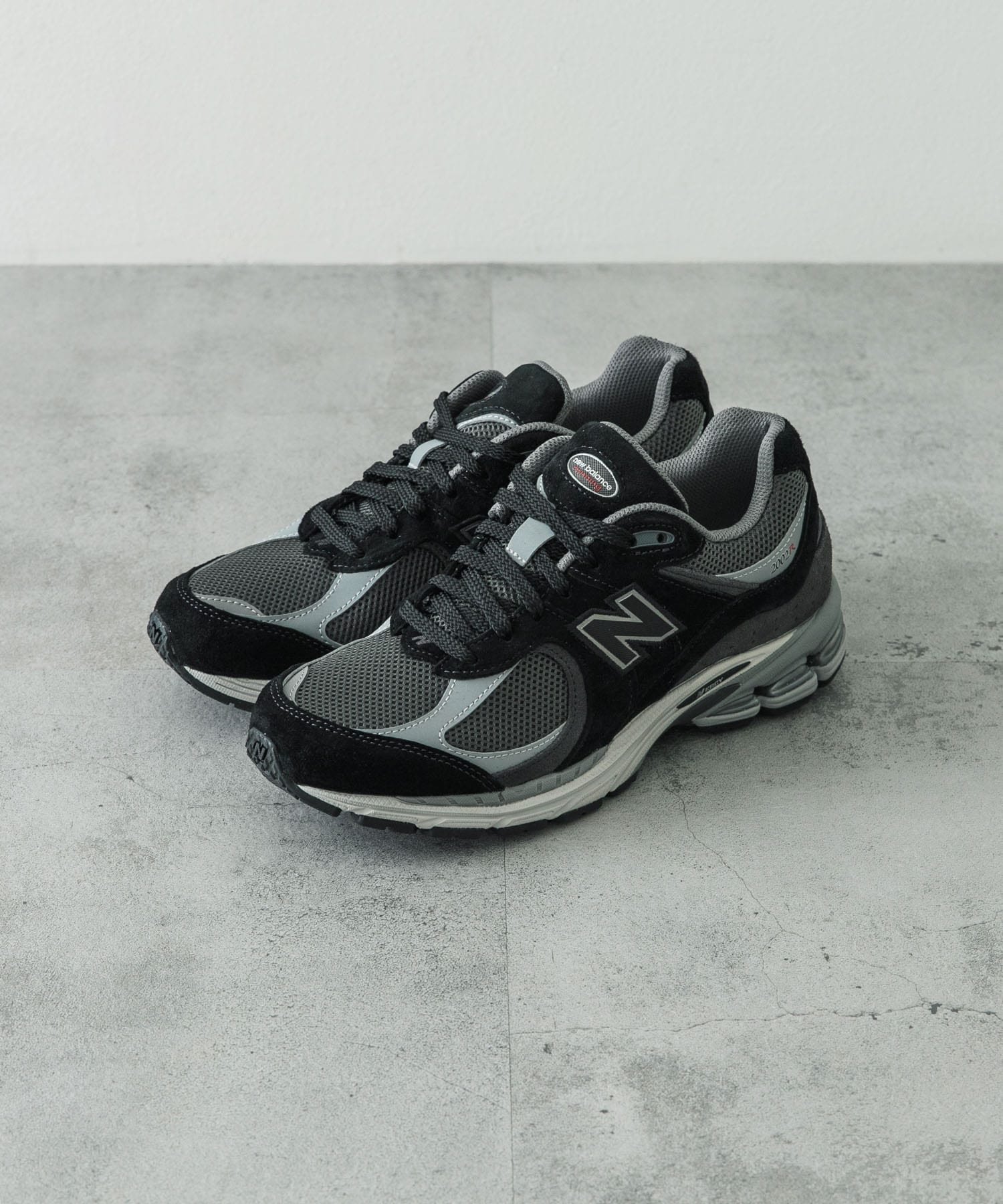 【アーバンリサーチ ドアーズ/URBAN RESEARCH DOORS / MEN】のNEW BALANCE U2002RC 人気、トレンドファッション・服の通販 founy(ファニー) 　ファッション　Fashion　メンズファッション　Fashion for Men　春　Spring　クッション　Cushion, Throw Pillow　クラシック　Classic, Timeless Style　軽量　Lightweight, Ultra Light　シューズ　Shoes, Footwear　シンプル　Simple, Minimal　スニーカー　Sneakers, Trainers　スポーツ　Sports, Activewear　スポーティ　Sporty, Casual Athletic　デニム　Denim, Jeans Material　バランス　Balance, Style Balance　ボストン　Boston　ランニング　Running, Running Wear, Activewear, Jogging　A/W・秋冬　Autumn/Winter　冬　Winter / This Winter　S/S・春夏　SS, Spring/Summer, Warm Season　夏　Summer　2025年　2025　2025-2026秋冬・A/W　Autumn/Winter 2025–26 AW25–26　 other-1|ID: prp329100004632675 ipo3291000000033340501