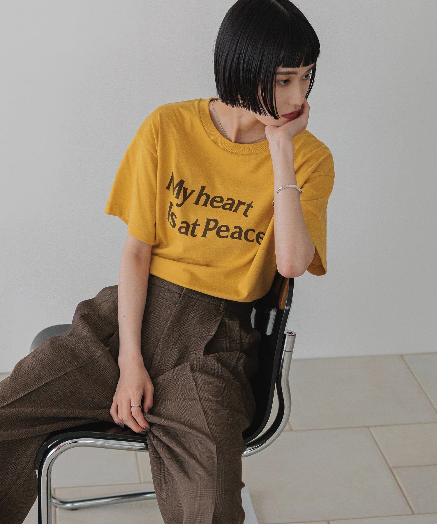 【ローリーズファーム/LOWRYS FARM】のカラーロゴTEE インテリア・キッズ・メンズ・レディースファッション・服の通販 founy(ファニー) 　ファッション　Fashion　レディースファッション　Fashion for Women　インナー　Innerwear　プリント　Print, Printed Pattern　マスタード68|ID: prp329100004633393 ipo3291000000033427660