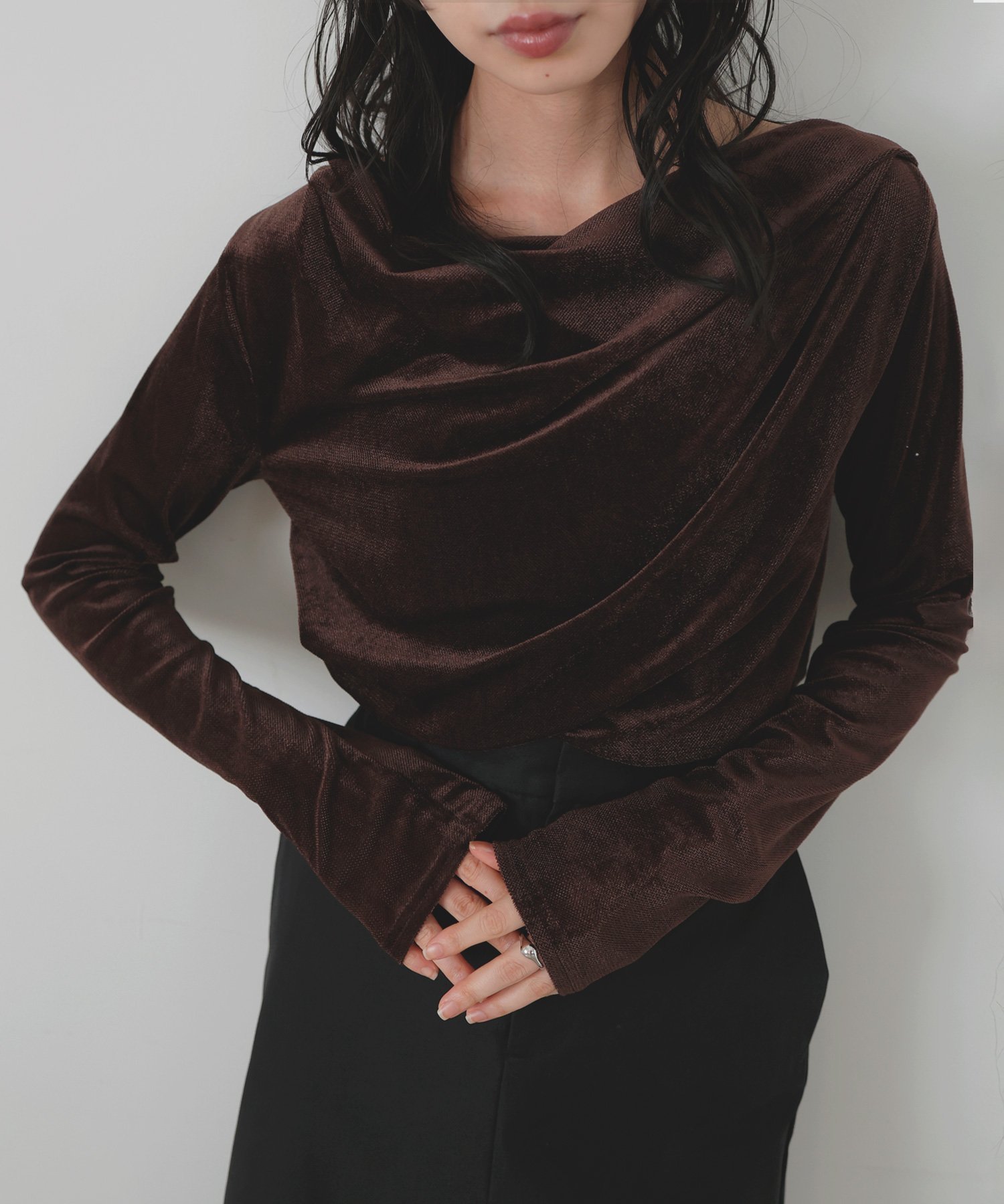 【リアン/Lian】のドレープベロアプルオーバー 人気、トレンドファッション・服の通販 founy(ファニー) 　ファッション　Fashion　レディースファッション　Fashion for Women　トップス・カットソー　Cut & Sew Tops　カジュアルプルオーバー・ニットトップス　Pullovers & Knit Tops / Casual Pullovers　ベロアトップス　Velour Tops / Velvet-Look Items　エレガント 上品　Elegant　 other-1|ID: prp329100004633395 ipo3291000000033579342