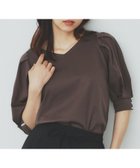 【インデックス/INDEX】の《5色展開》Vネックタックパフスリーブトップス【洗濯機洗い可/UVケア/接触冷感】 ブラウン|ID: prp329100004633809 ipo3291000000033544592