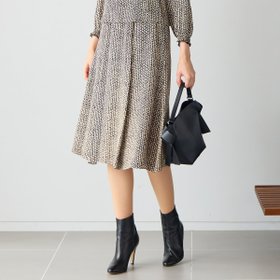 【リリアンビューティエクラ/Liliane Burty ECLAT】の【セットアップ対応】iPEKER プリントスカート 人気、トレンドファッション・服の通販 founy(ファニー) ファッション Fashion レディースファッション Fashion for Women セットアップ Matching Sets スカート・ミニ/ミディ/マキシ Skirts / Mini, Midi & Maxi Skirts エレガント 上品 Elegant コレクション Collection, Seasonal Line セットアップ Set-Up, Coordinated Outfit フレア Flare, Flared プリント Print, Printed Pattern 無地 Plain, Solid Color リュクス Luxury, Elegant, High-End, Chic おすすめ Recommended / Our Picks |ID:prp329100004633945