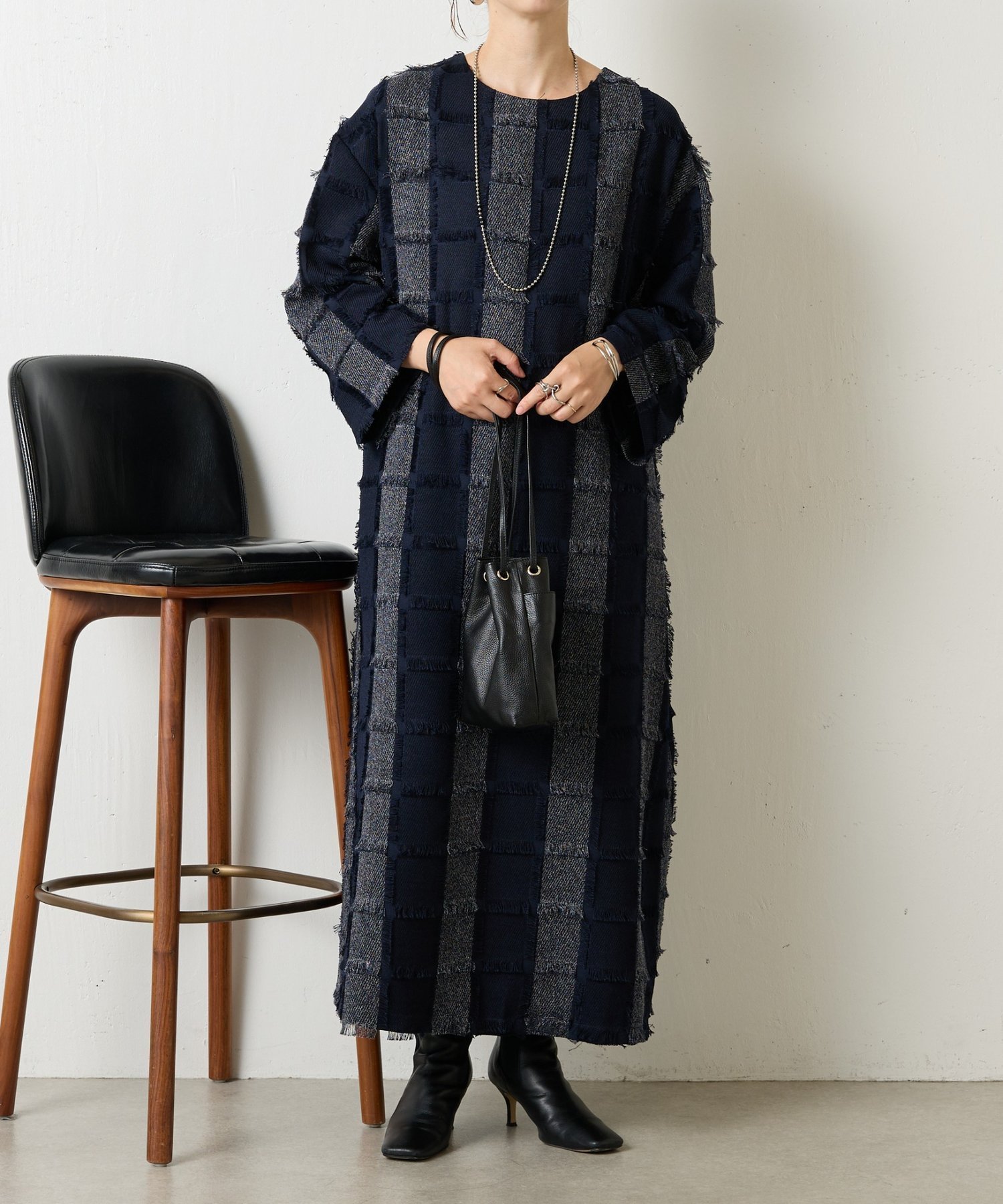 【その他のブランド/Other】のジャガードフリンジワンピース インテリア・キッズ・メンズ・レディースファッション・服の通販 founy(ファニー) 　ファッション　Fashion　レディースファッション　Fashion for Women　ワンピース　Dresses　ストライプ　Stripe, Striped Pattern　スマート　Smart, Elegant　再入荷　Restock / Back in Stock　おすすめ　Recommended / Our Picks　エレガント 上品　Elegant　ネイビー|ID: prp329100004634149 ipo3291000000033363830
