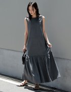【リエディ/Re:EDIT】のギャザー切り替えノースリーブワンピース 人気、トレンドファッション・服の通販 founy(ファニー) ファッション Fashion レディースファッション Fashion for Women ワンピース Dresses ギャザー Gathered, Ruffled サンダル Sandals, Summer Shoes ドット Polka Dot, Dot Pattern ノースリーブ Sleeveless, No-Sleeve フェミニン Feminine, Girly ポケット Pocket, Pocket Detail 半袖 Short Sleeve, Half Sleeve 無地 Plain, Solid Color リゾート Resort, Vacation Style リボン Ribbon, Bow リラックス Relax, Relaxed Fit おすすめ Recommended / Our Picks 夏 Summer エレガント 上品 Elegant thumbnail チャコールグレー|ID: prp329100004634168 ipo3291000000033364015