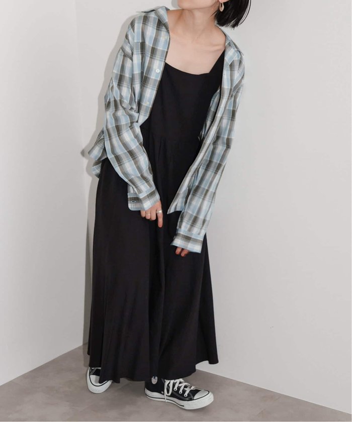 【スピック&スパン/Spick & Span】のK.Ayami*S スクエアカットギャザーワンピース インテリア・キッズ・メンズ・レディースファッション・服の通販 founy(ファニー) https://founy.com/ ファッションモデル・俳優・女優 Models 女性 Women 垣内彩未 Kakiuchi Ayami ファッション Fashion レディースファッション Fashion for Women ワンピース Dresses インナー Innerwear キャミソール Camisole, Spaghetti Strap Top ギャザー Gathered, Ruffled コラボ Collaboration, Collab スクエア Square, Square Shape チェック Check, Plaid, Tartan デニム Denim, Jeans Material フィット Fit, Slim Fit フレア Flare, Flared 無地 Plain, Solid Color |ID: prp329100004634241 ipo3291000000033444383