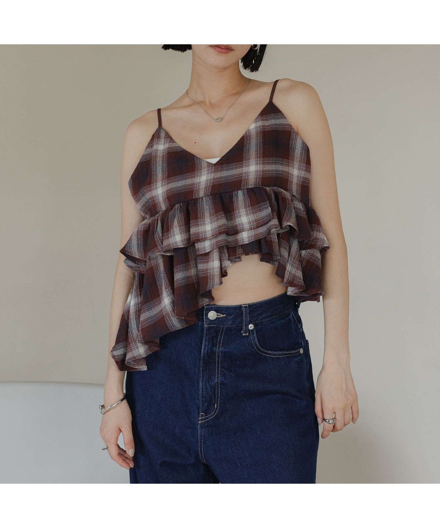 【ローリーズファーム/LOWRYS FARM】のオンブレチェックビスチェ インテリア・キッズ・メンズ・レディースファッション・服の通販 founy(ファニー) 　ファッション　Fashion　レディースファッション　Fashion for Women　トップス・カットソー　Cut & Sew Tops　ビスチェ　Bustiers & Corset Tops / Layered Bustier Style　おすすめ　Recommended / Our Picks　アシンメトリー　Asymmetrical Style　グラデーション　Gradient, Ombre　サマー　Summer, Summer Style　シンプル　Simple, Minimal　チェック　Check, Plaid, Tartan　トレンド　Trend, Trending Now　ビスチェ　Bustier, Corset Top　フリル　Frill, Ruffle　ヘムライン　Hemline, Bottom Cut　夏　Summer　秋　Autumn　レッド|ID: prp329100004634472 ipo3291000000033558691