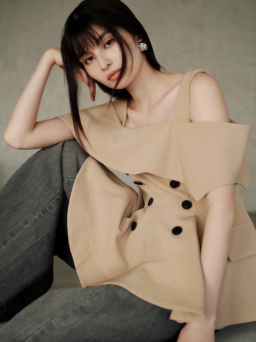 【フレイ アイディー/FRAY I.D】のオフショルペプラムトップス インテリア・キッズ・メンズ・レディースファッション・服の通販 founy(ファニー) 　ファッション　Fashion　レディースファッション　Fashion for Women　トップス・カットソー　Cut & Sew Tops　トレンチ　Trench, Trench Coat　バランス　Balance, Style Balance　ペプラム　Peplum, Flared Hem　モチーフ　Motif, Design Theme　エレガント 上品　Elegant　BEG[037]|ID: prp329100004634956 ipo3291000000033374707