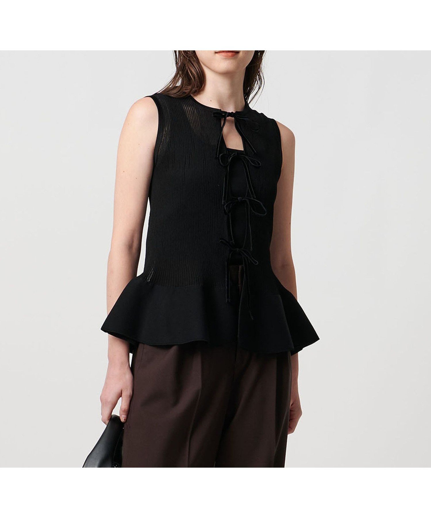 【ユナイテッドアローズ/UNITED ARROWS】のシアー リボン 2WAY ベスト ウォッシャブル インテリア・キッズ・メンズ・レディースファッション・服の通販 founy(ファニー) 　ファッション　Fashion　レディースファッション　Fashion for Women　アウター　Coat / Outerwear Collection　トップス・カットソー　Cut & Sew Tops　ベスト&ジレ / 重ね着スタイル　Vests & Gilets　ウォッシャブル　Machine Washable　カーディガン　Cardigan, Knitwear　シアー　Sheer, See-Through　デニム　Denim, Jeans Material　ベスト　Vest, Waistcoat　ベルベット　Velvet, Velvety　ペプラム　Peplum, Flared Hem　リボン　Ribbon, Bow　ワイド　Wide, Wide Fit　BLACK|ID: prp329100004635233 ipo3291000000033380759