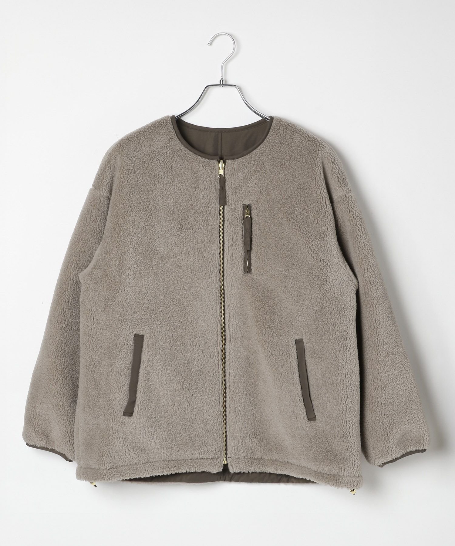 【グローバルワーク/GLOBAL WORK】のリバーシブルボアブルゾン/497158 インテリア・キッズ・メンズ・レディースファッション・服の通販 founy(ファニー) 　ファッション　Fashion　レディースファッション　Fashion for Women　アウター　Coat / Outerwear Collection　ブルゾンジャケット・スポーティアウター　Blouson Jackets　シューズ　Shoes, Footwear　ストレート　Straight, Straight Cut　スニーカー　Sneakers, Trainers　タフタ　Taffeta, Structured Fabric　デニム　Denim, Jeans Material　バレエ　Ballet, Ballet Style　フレア　Flare, Flared　リバーシブル　Reversible, Two-Sided　ワイド　Wide, Wide Fit　エレガント 上品　Elegant　グレー×カーキ16|ID: prp329100004635323 ipo3291000000033898181